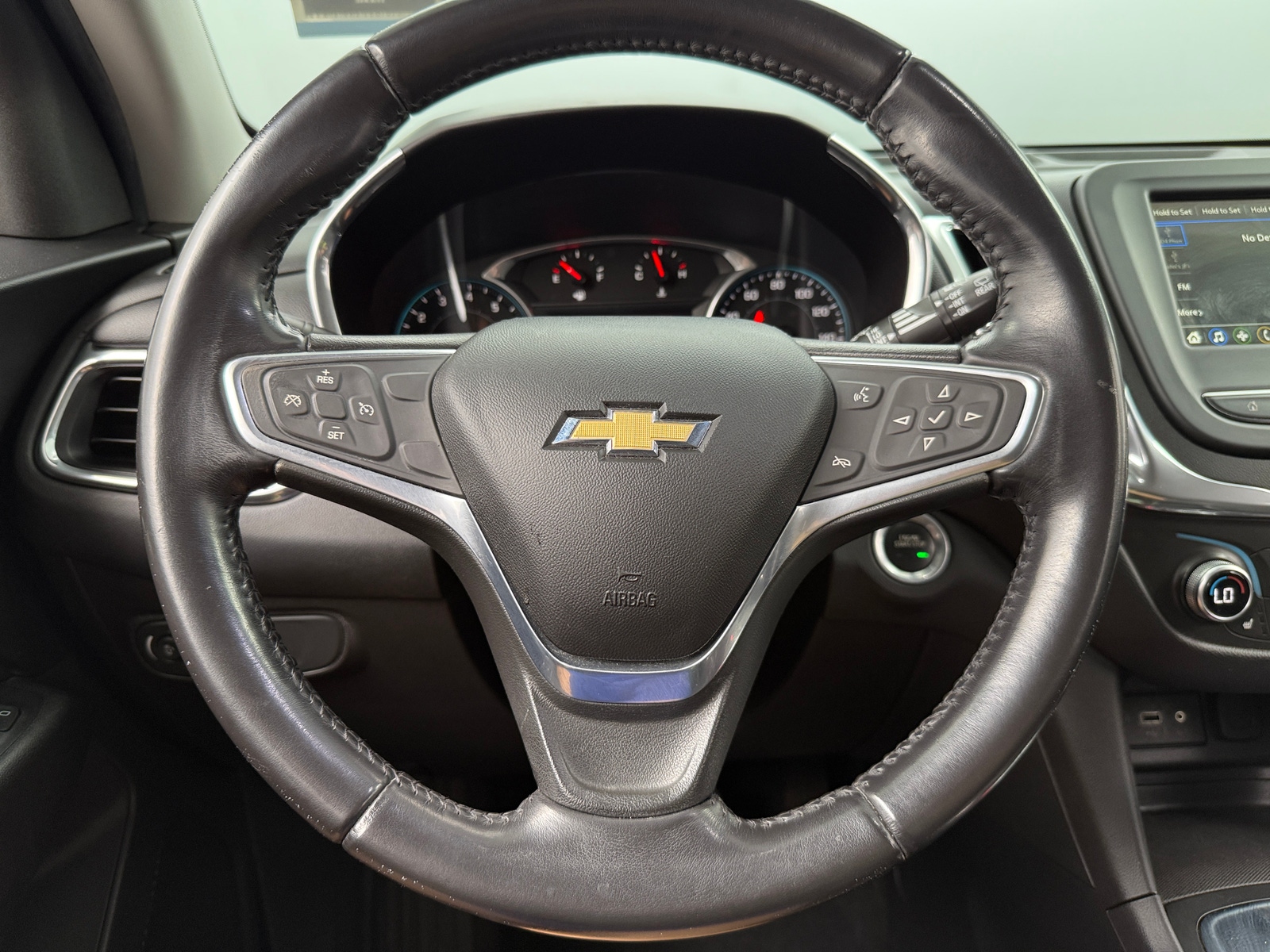 Thumbnail: 2019 Chevrolet Equinox - 5