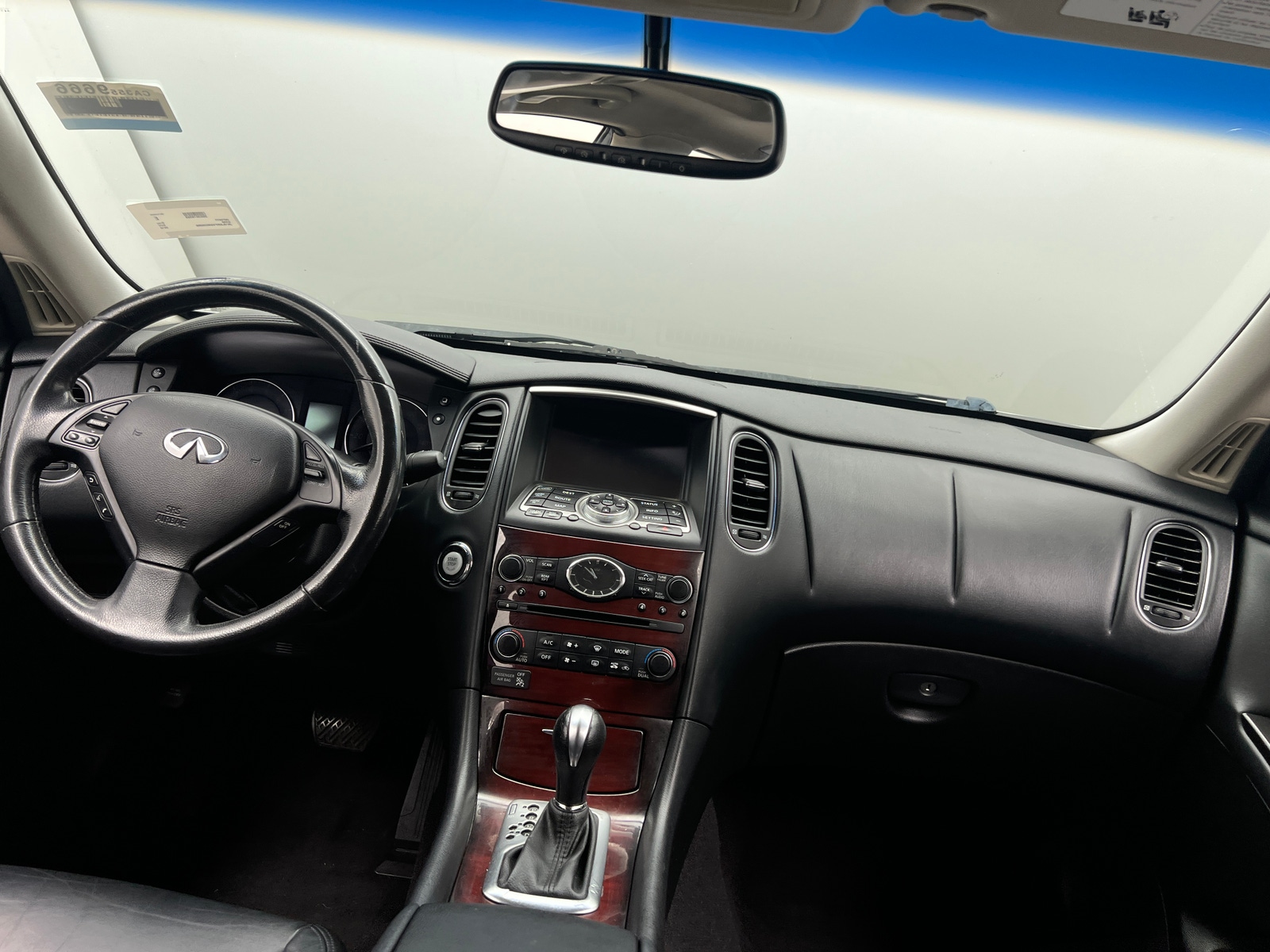 Thumbnail: 2016 INFINITI QX50 - 2