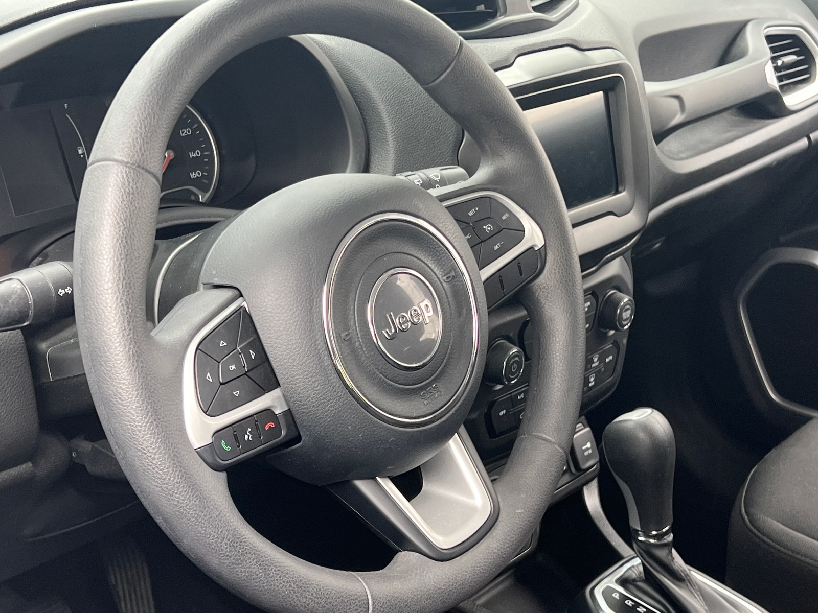 Thumbnail: 2021 Jeep Renegade - 5