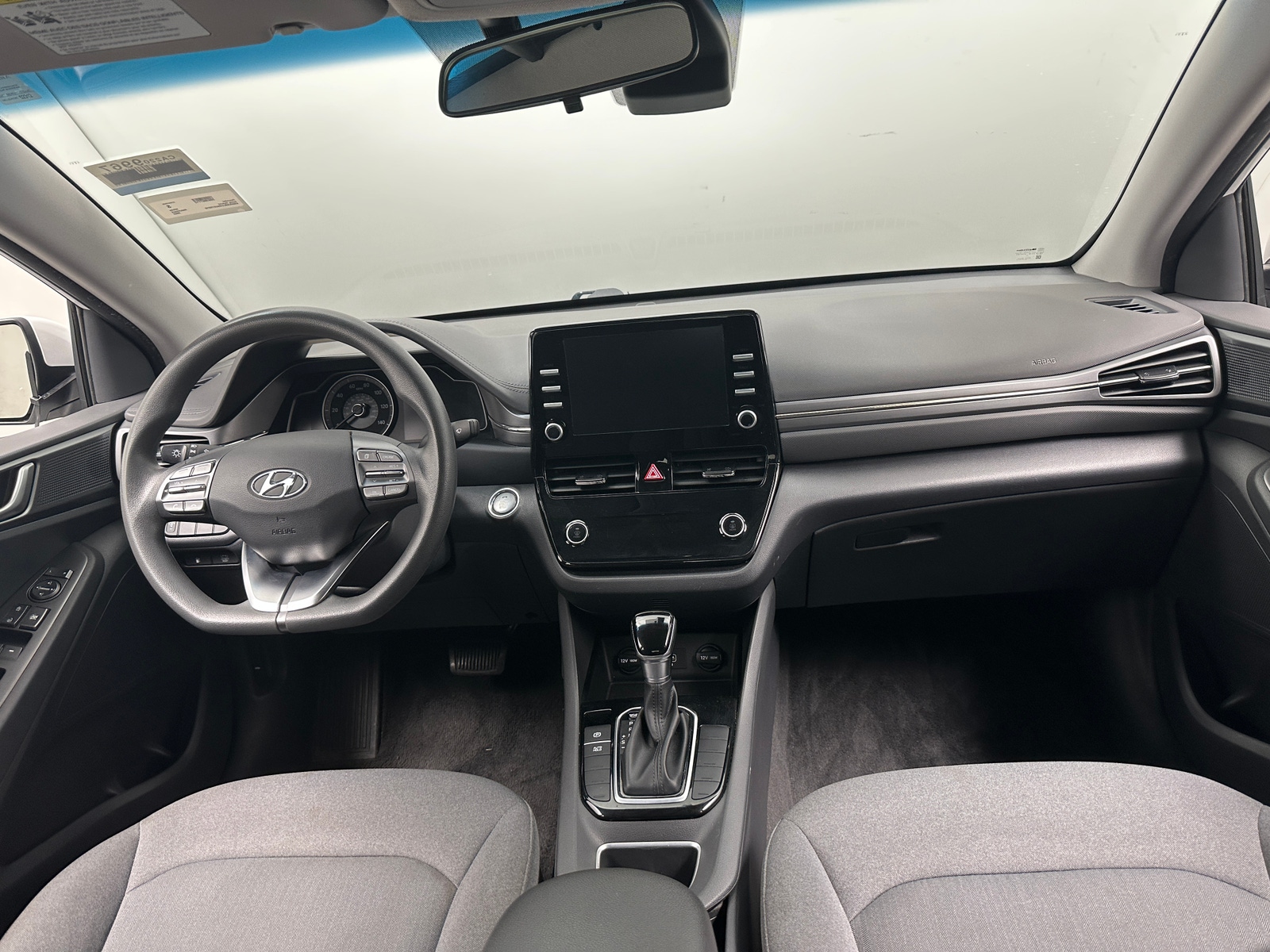 Thumbnail: 2022 Hyundai Ioniq - 3