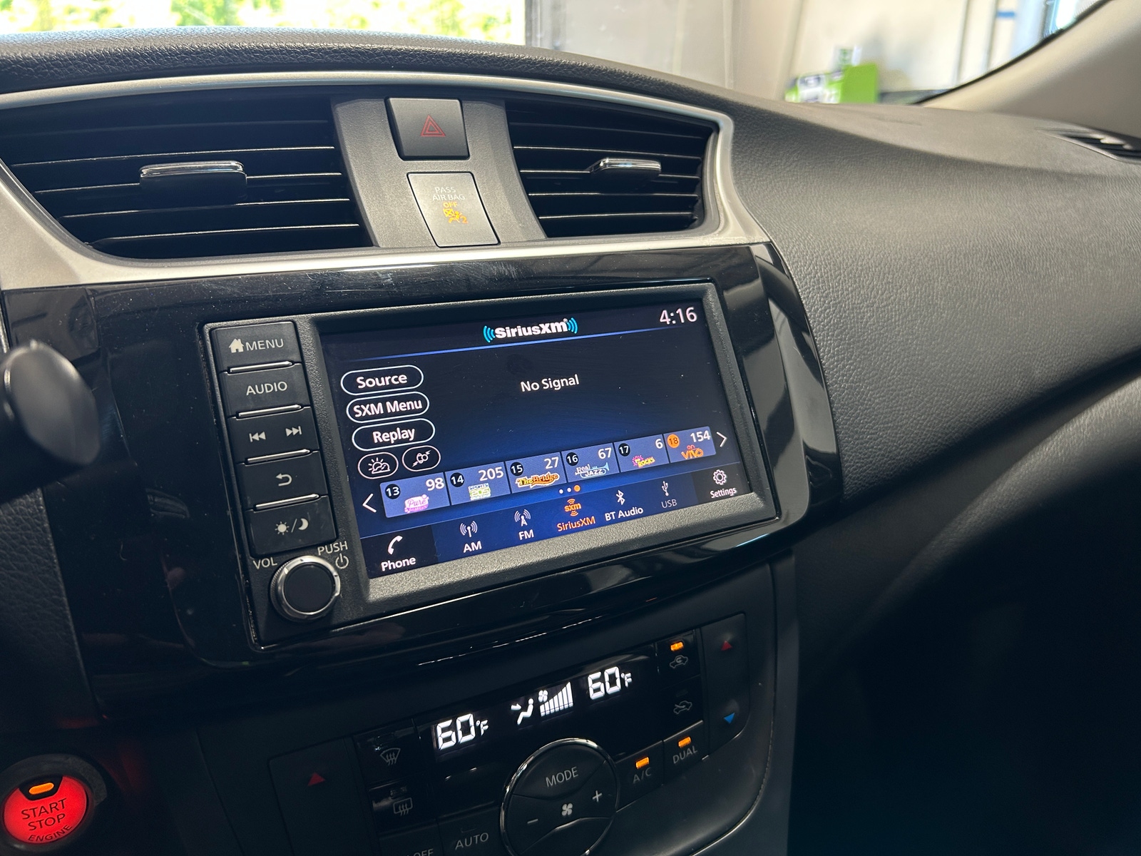 Thumbnail: 2019 Nissan Sentra - 4