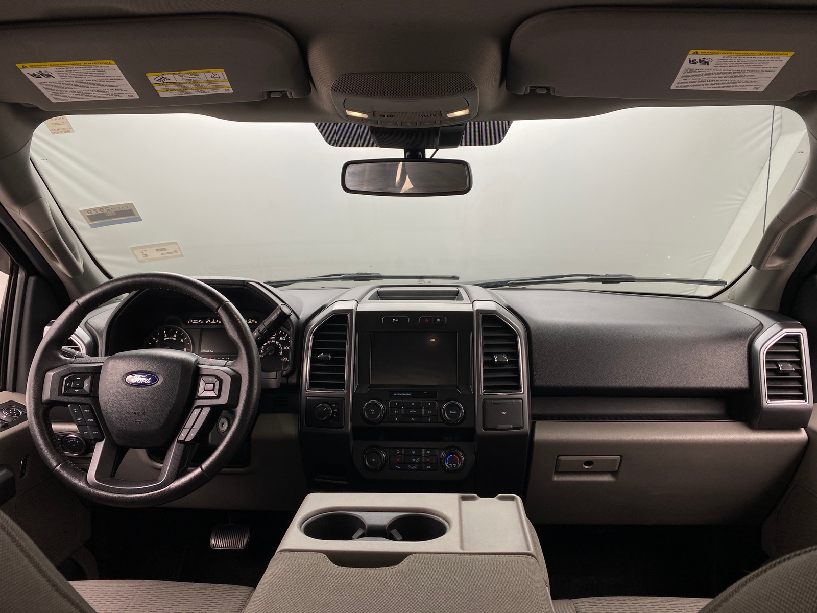 Thumbnail: 2019 Ford Econoline - 3