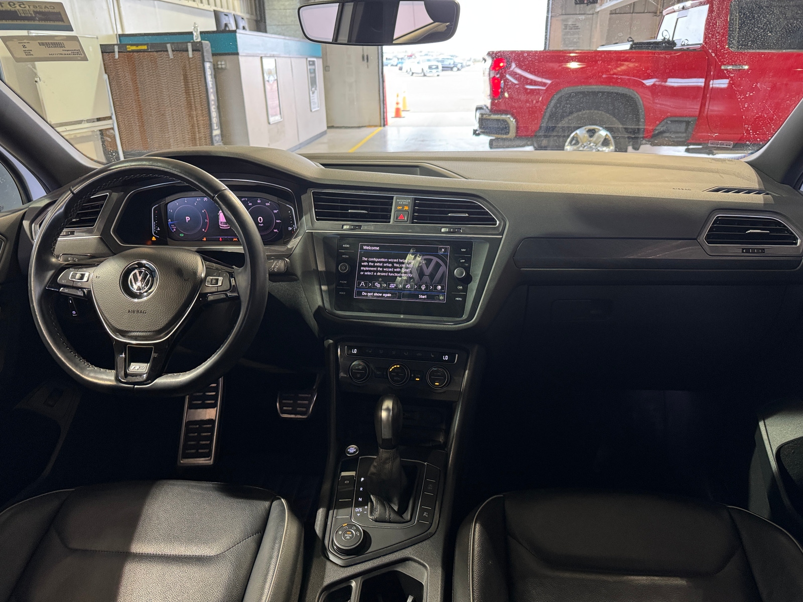 Thumbnail: 2020 Volkswagen Tiguan - 2