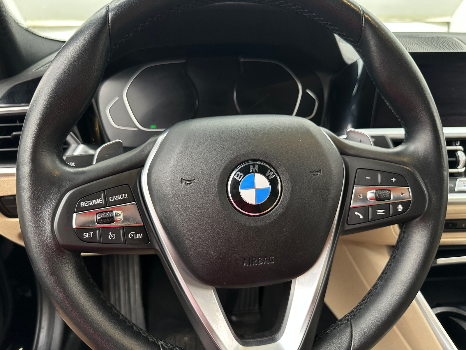 Thumbnail: 2022 BMW 3 Series - 4