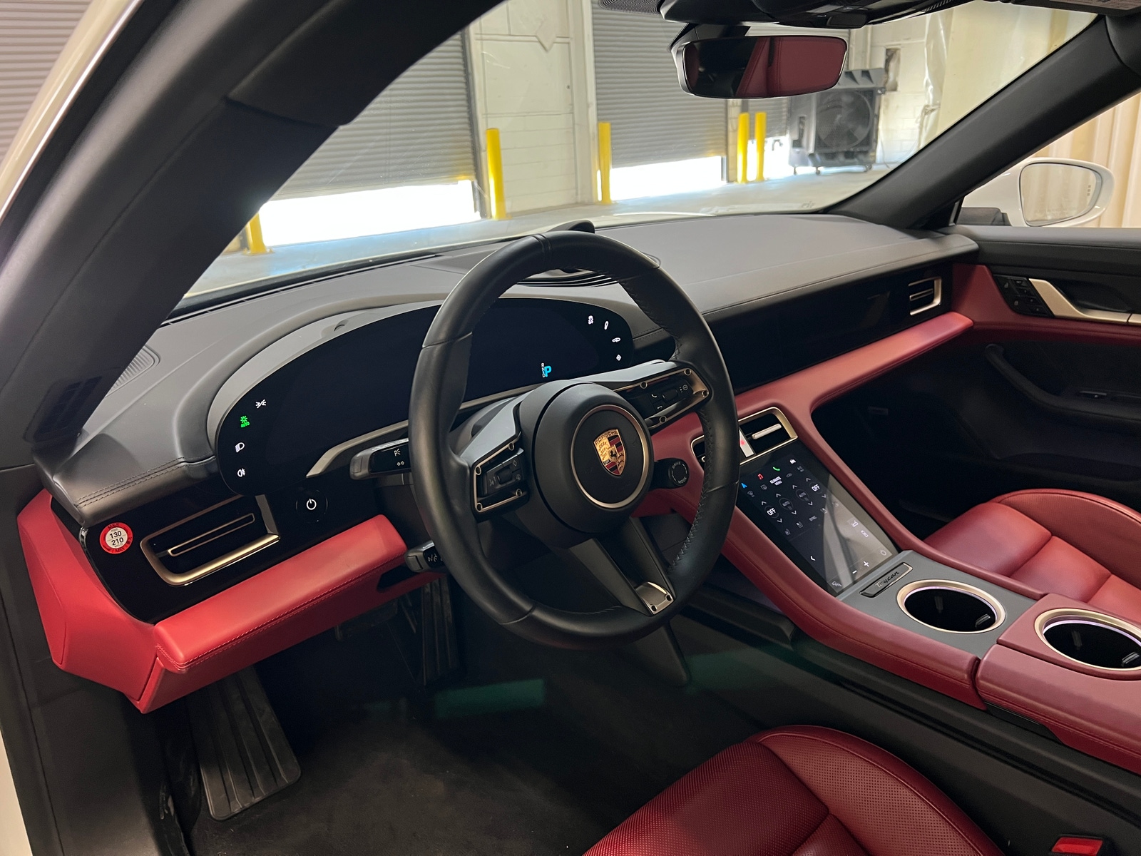 Thumbnail: 2021 Porsche Taycan - 2