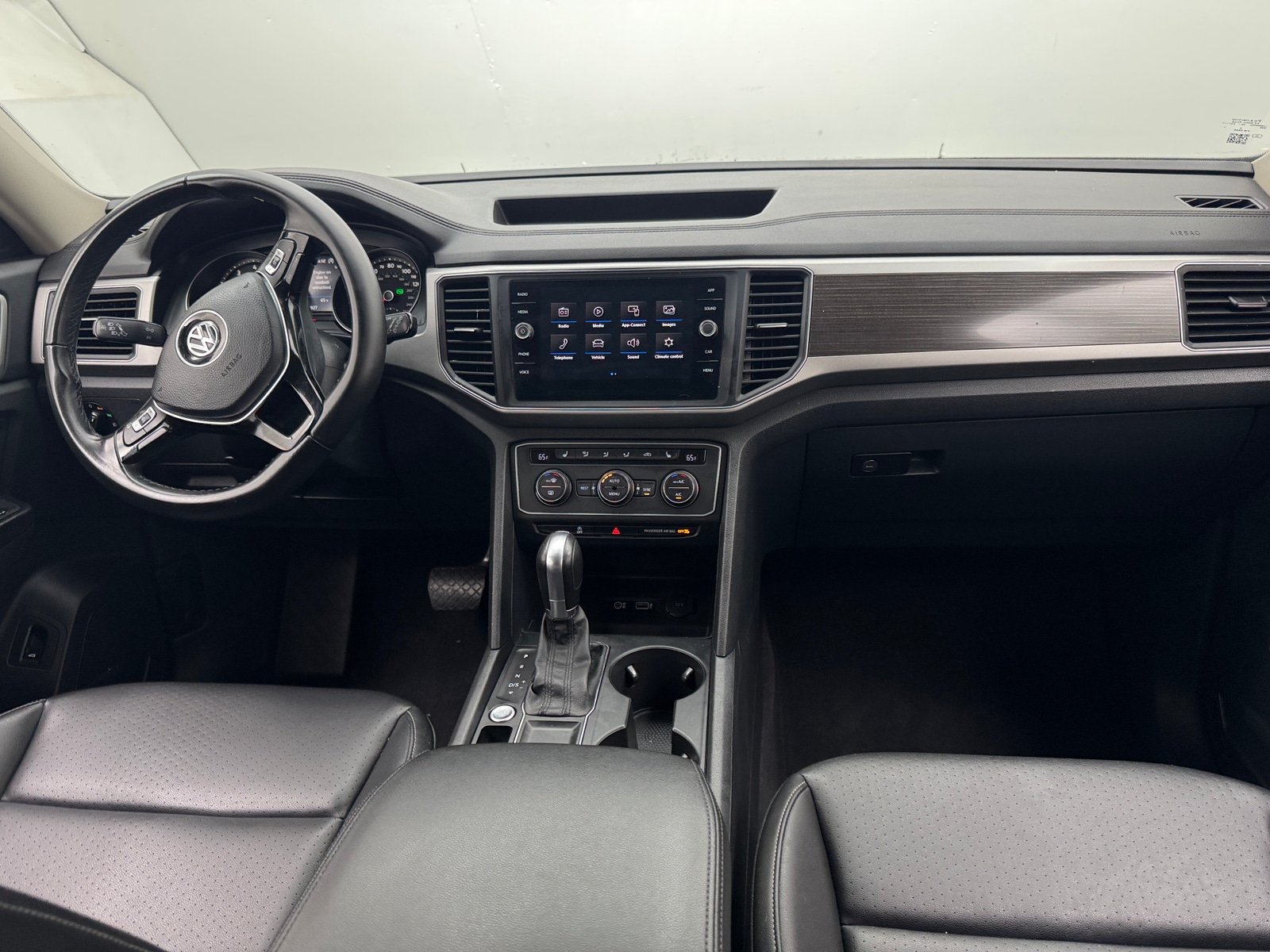 Thumbnail: 2018 Volkswagen Atlas - 2