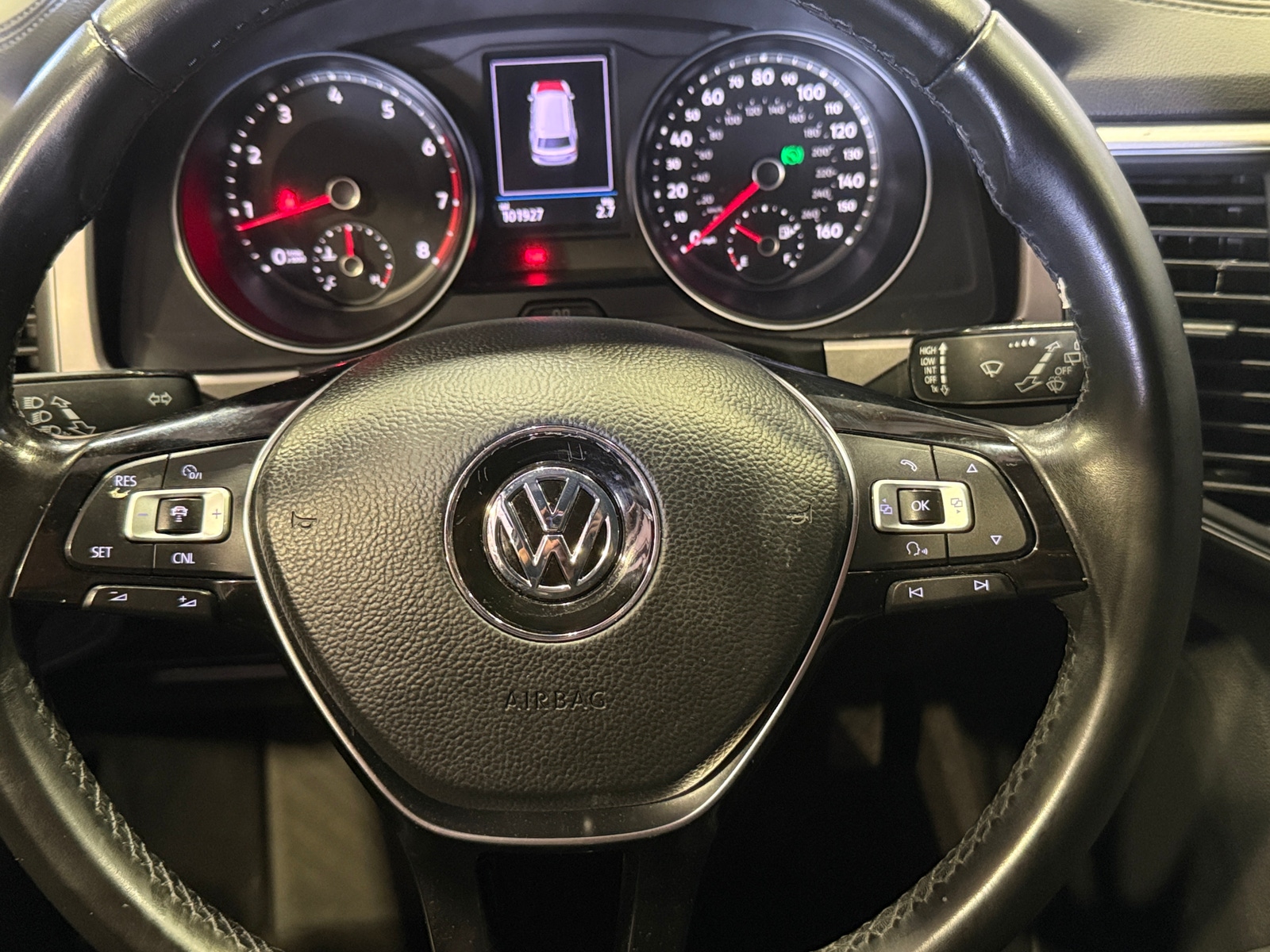 Thumbnail: 2018 Volkswagen Atlas - 4