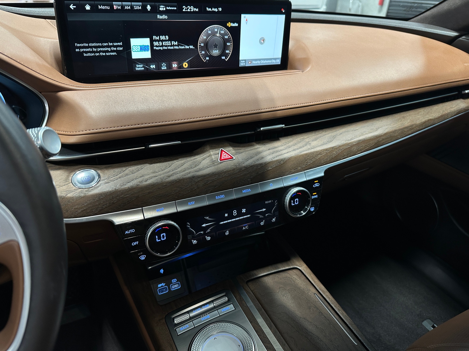 Thumbnail: 2021 Genesis G80 - 3