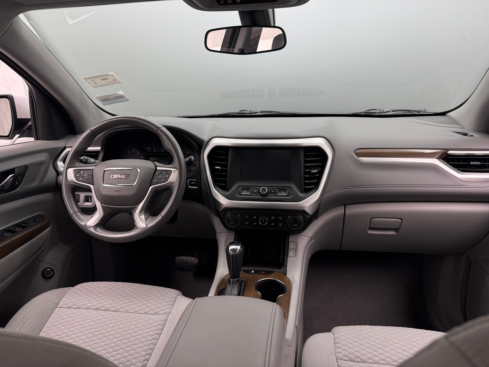 Thumbnail: 2019 GMC Acadia - 3
