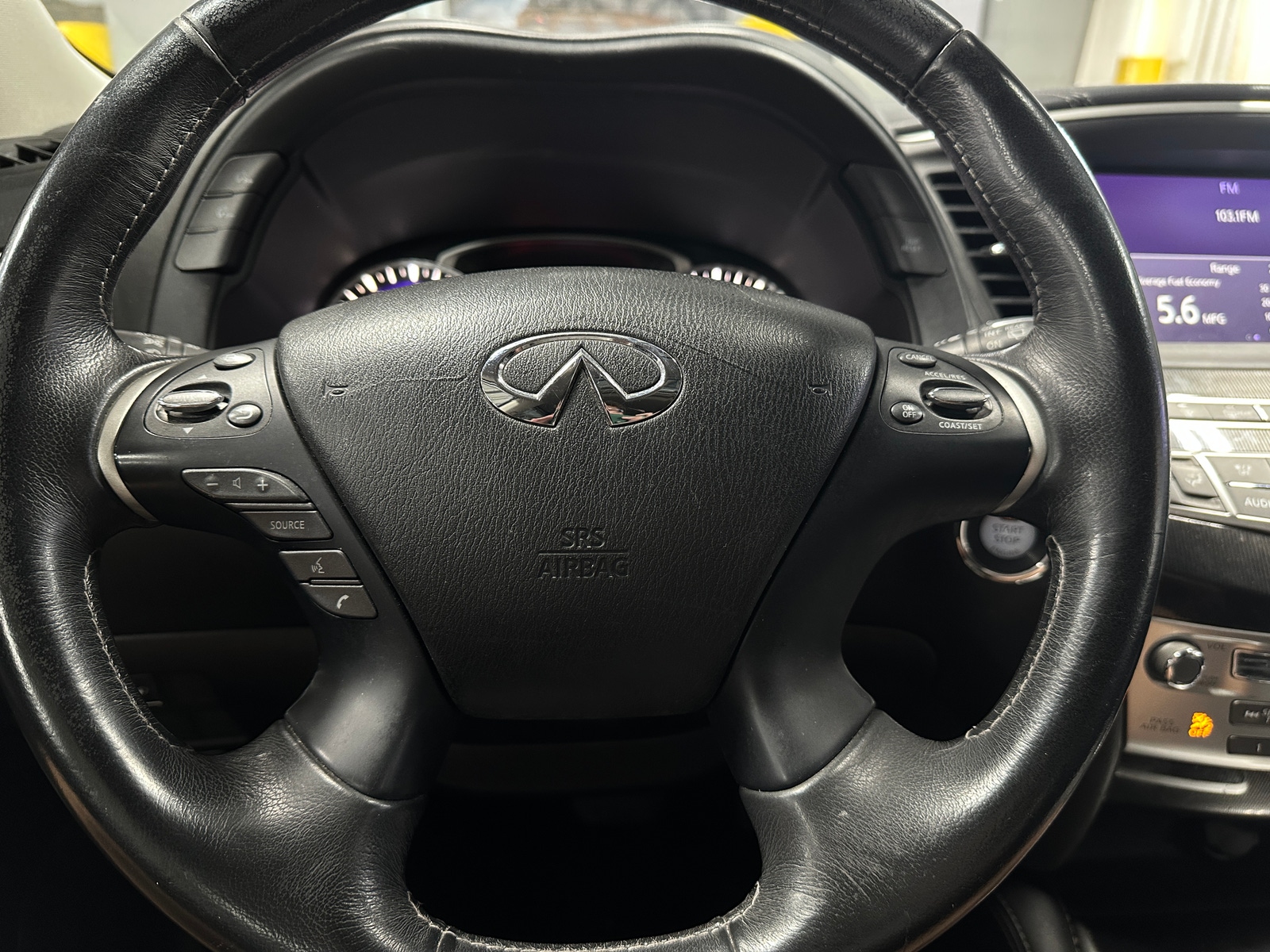 Thumbnail: 2019 INFINITI QX60 - 4