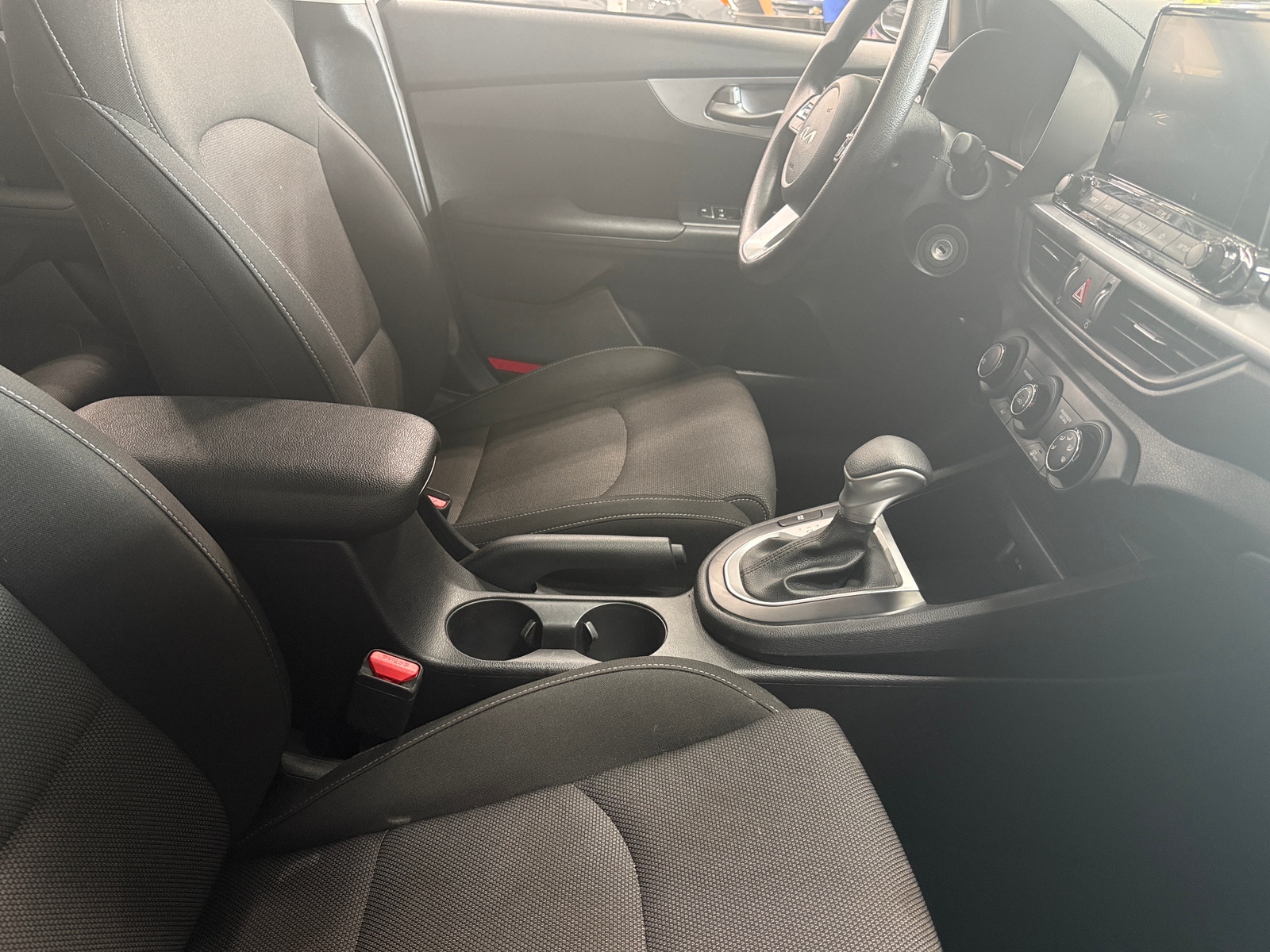 Thumbnail: 2023 Kia Forte - 2