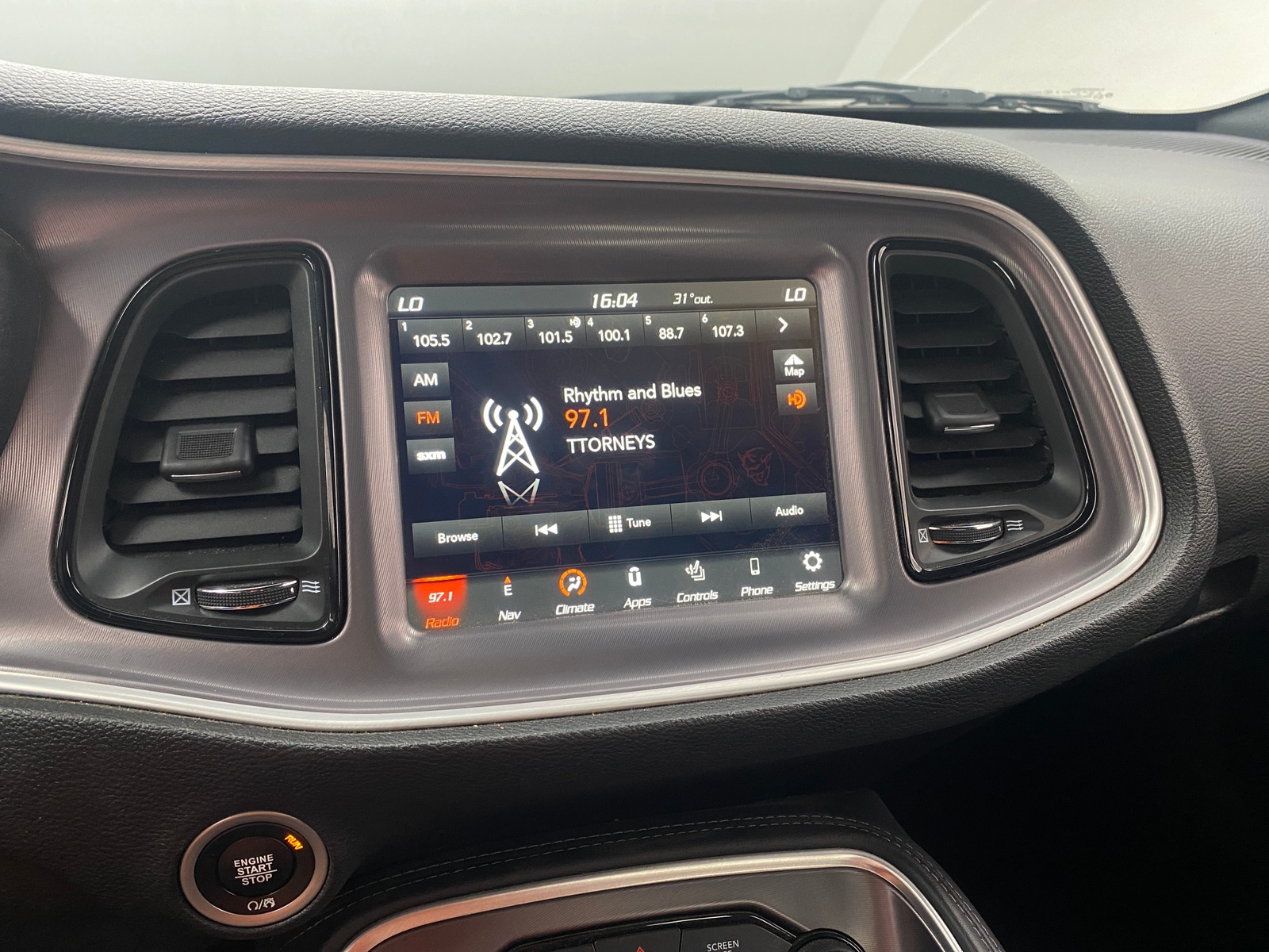 Thumbnail: 2019 Dodge Challenger - 3