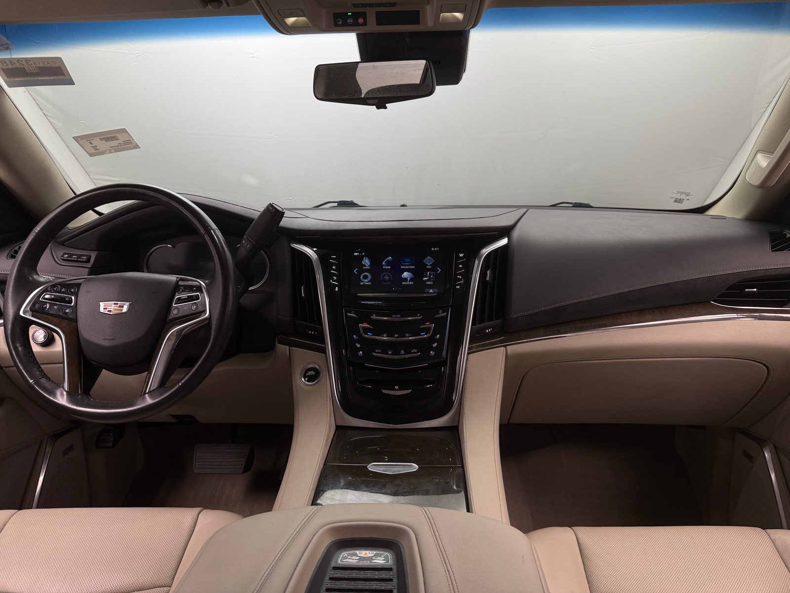 Thumbnail: 2020 Cadillac Escalade - 2