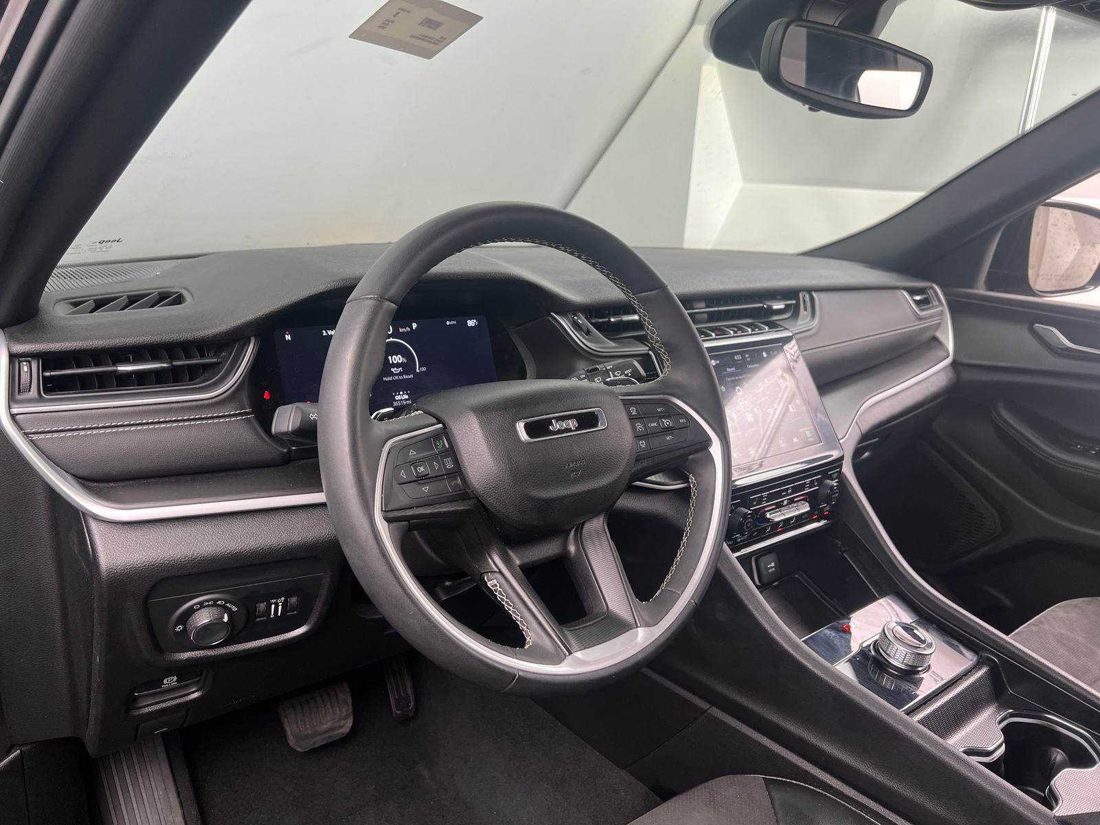 Thumbnail: 2024 Jeep Grand Cherokee L - 2