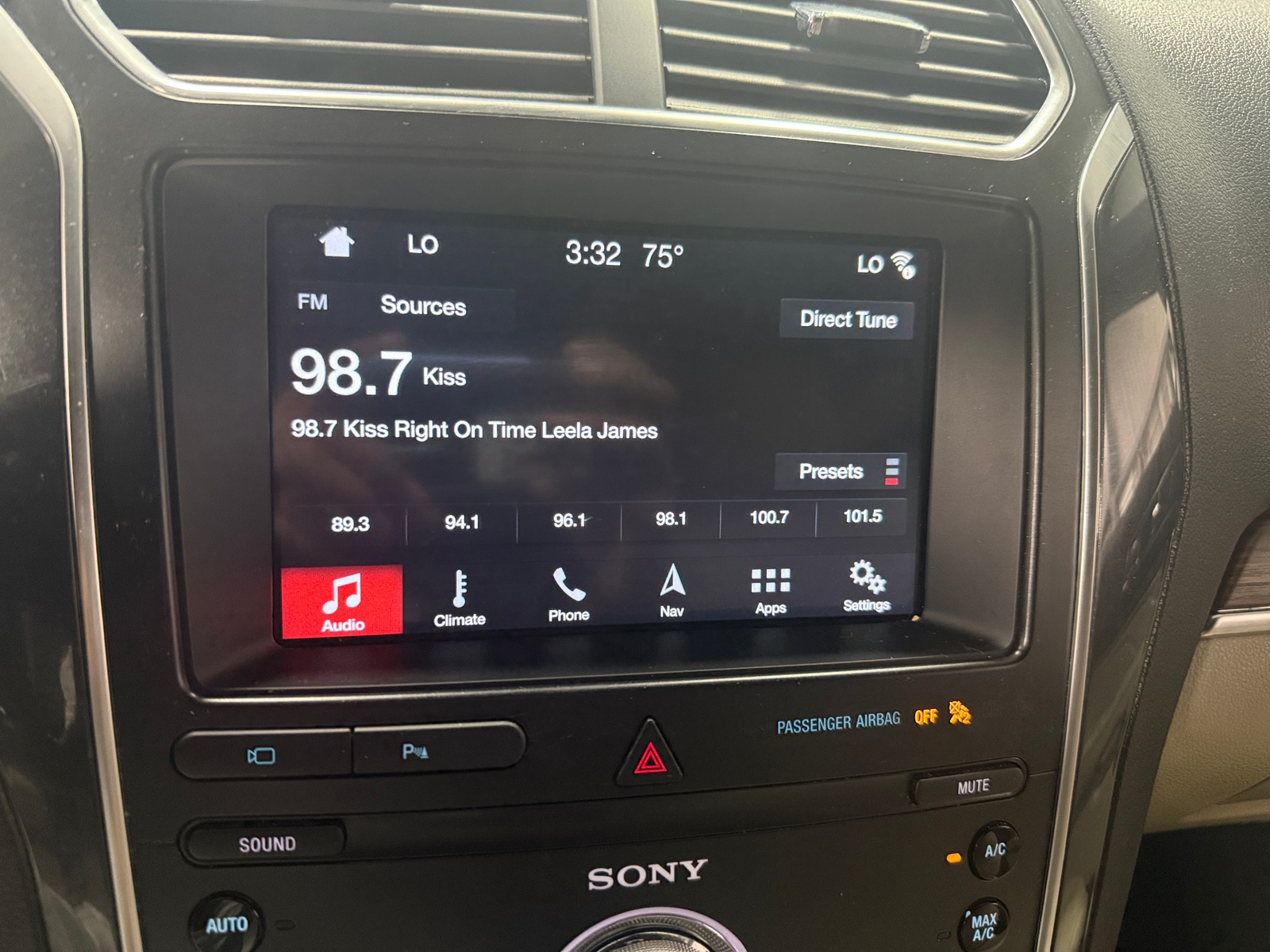 Thumbnail: 2019 Ford Explorer - 3
