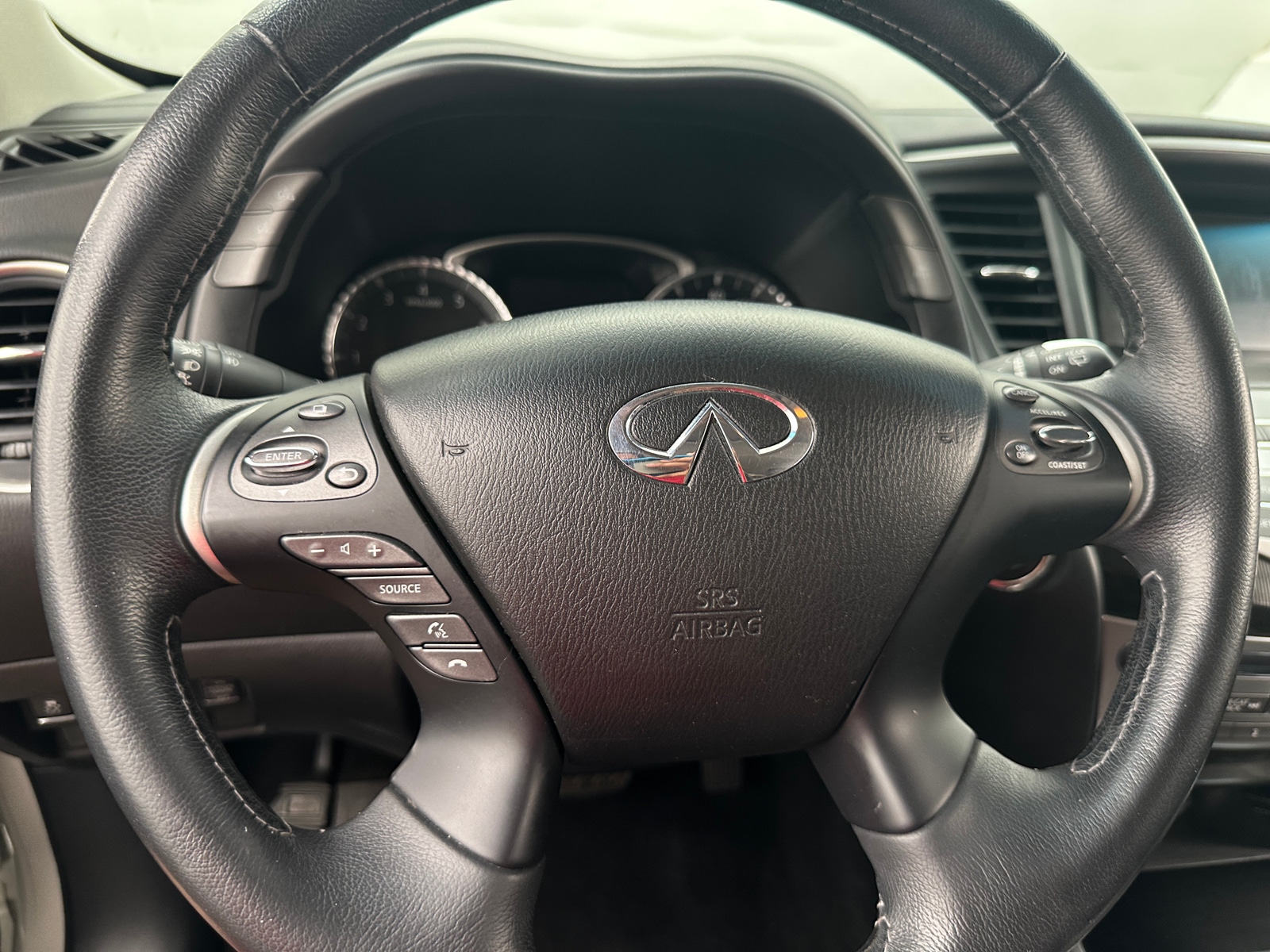 Thumbnail: 2016 INFINITI QX60 - 4