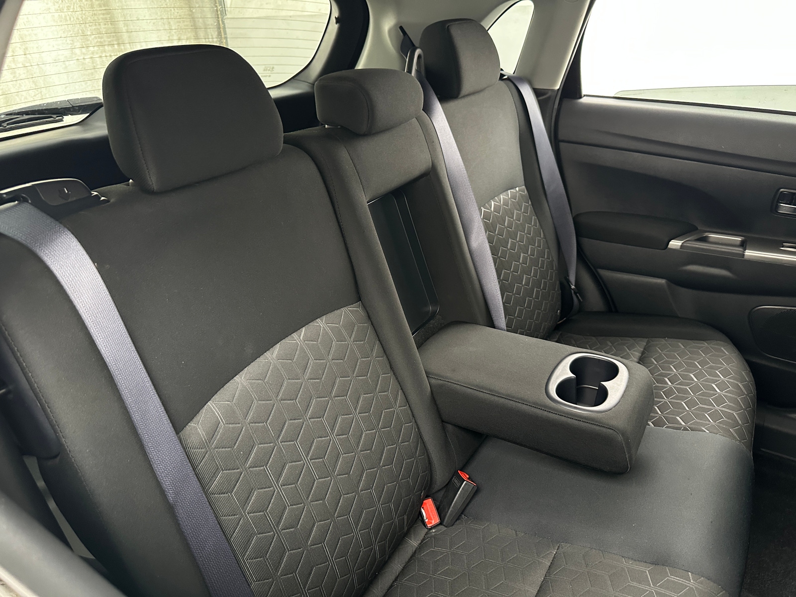 Thumbnail: 2021 Mitsubishi Outlander Sport - 6