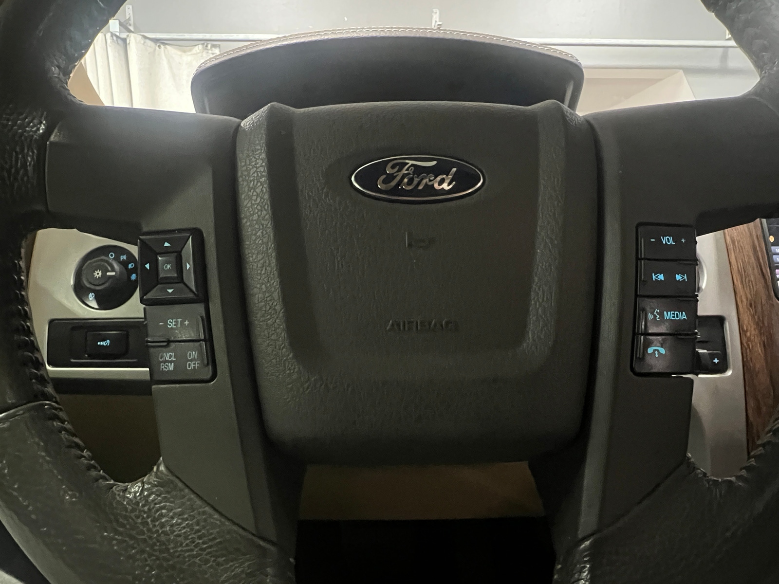 Thumbnail: 2014 Ford Econoline - 4