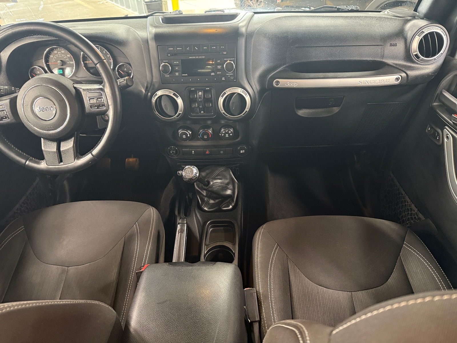 Thumbnail: 2017 Jeep Wrangler - 3