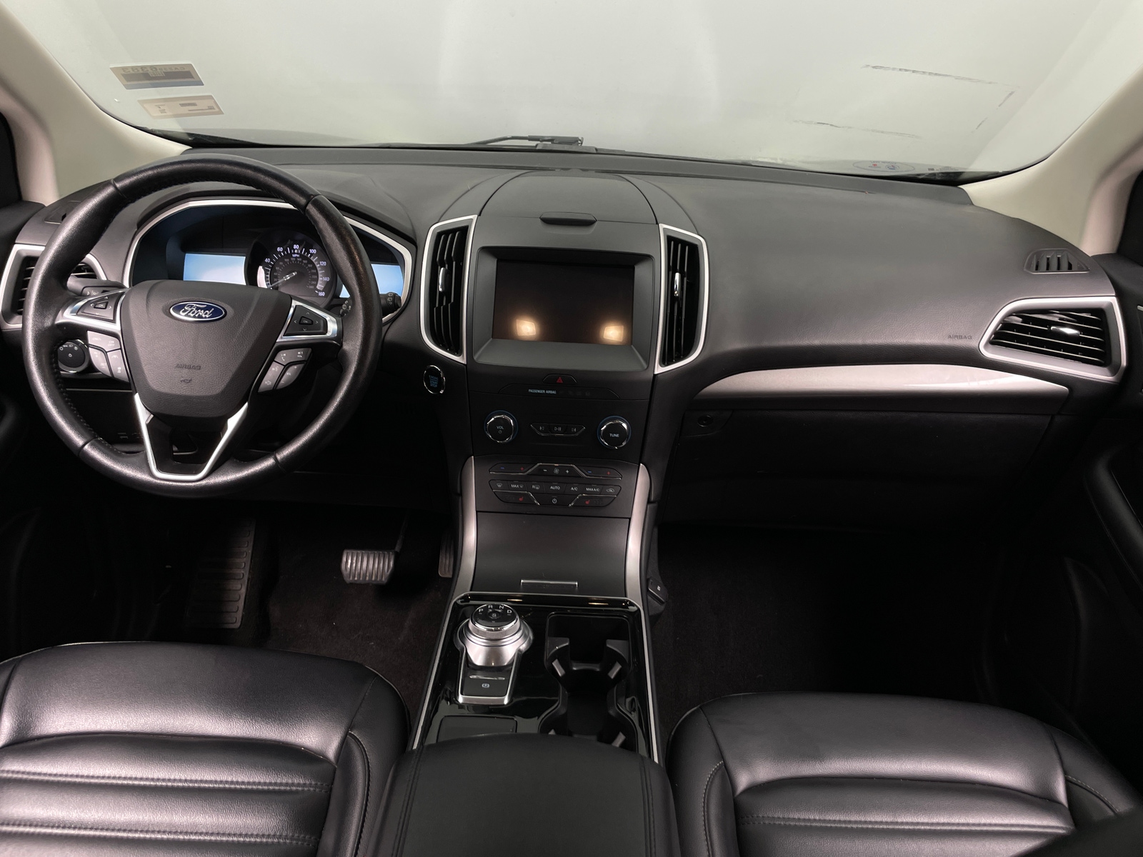 Thumbnail: 2019 Ford Edge - 3