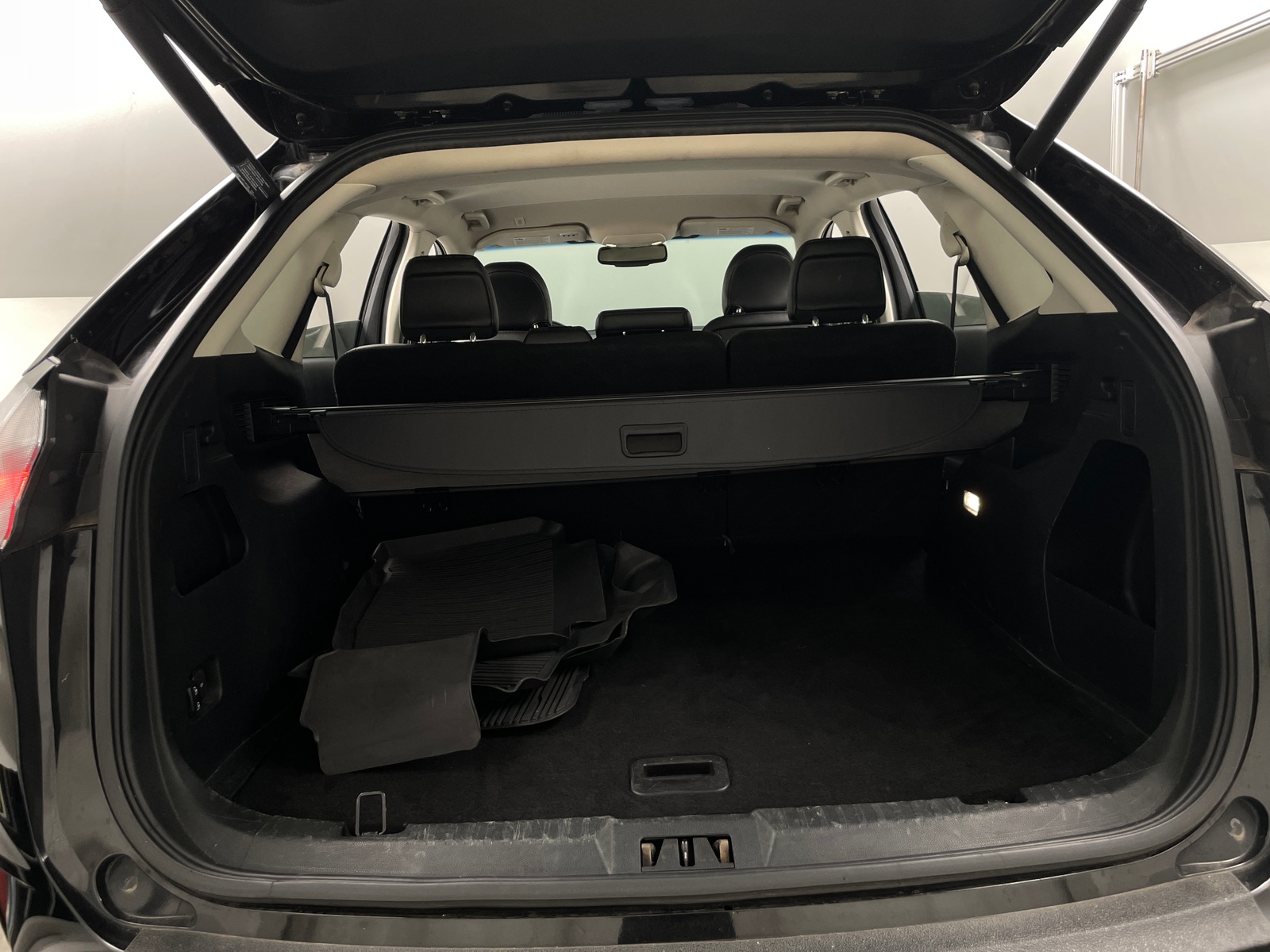 Thumbnail: 2019 Ford Edge - 7