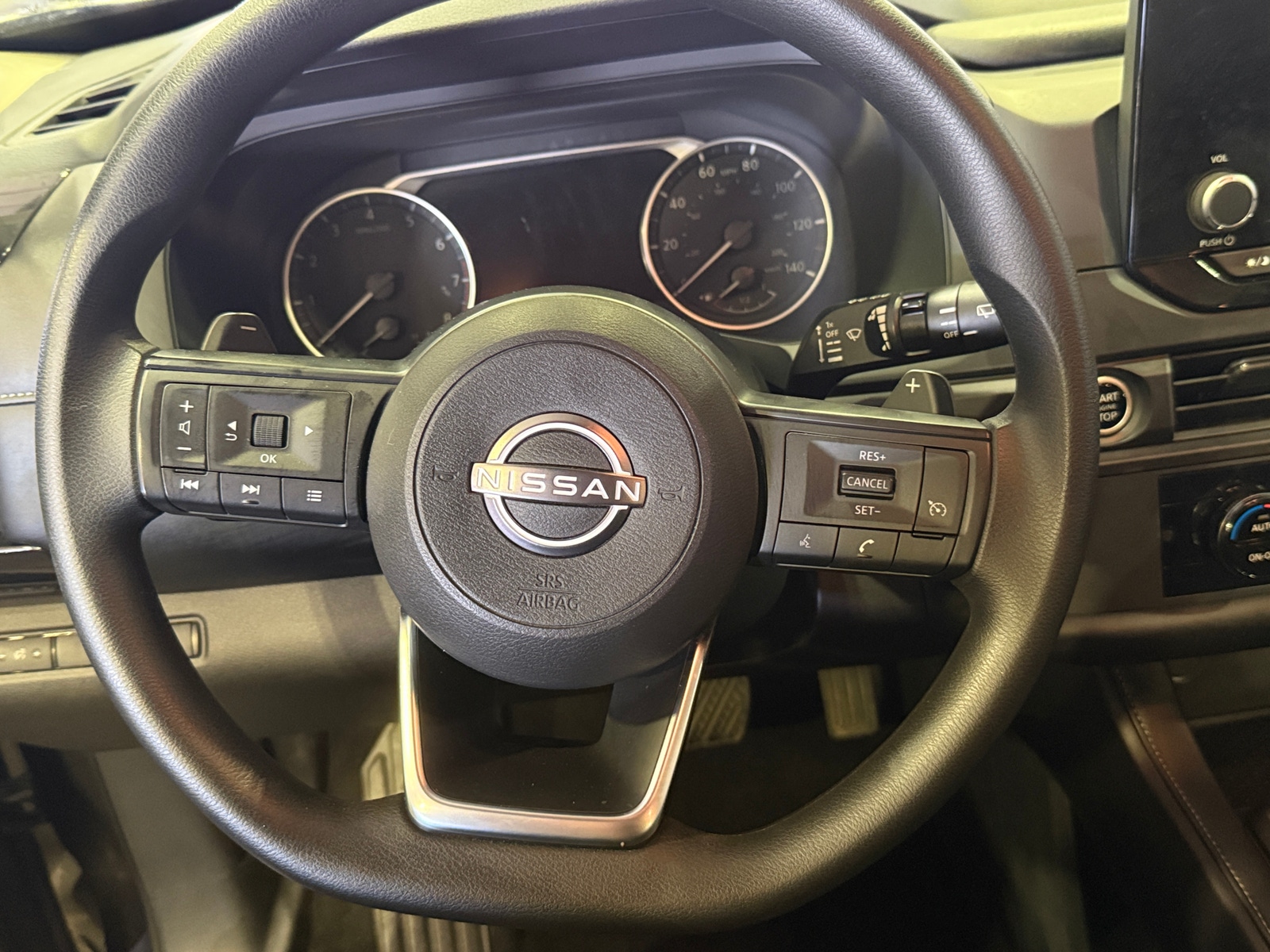 Thumbnail: 2024 Nissan Pathfinder - 5
