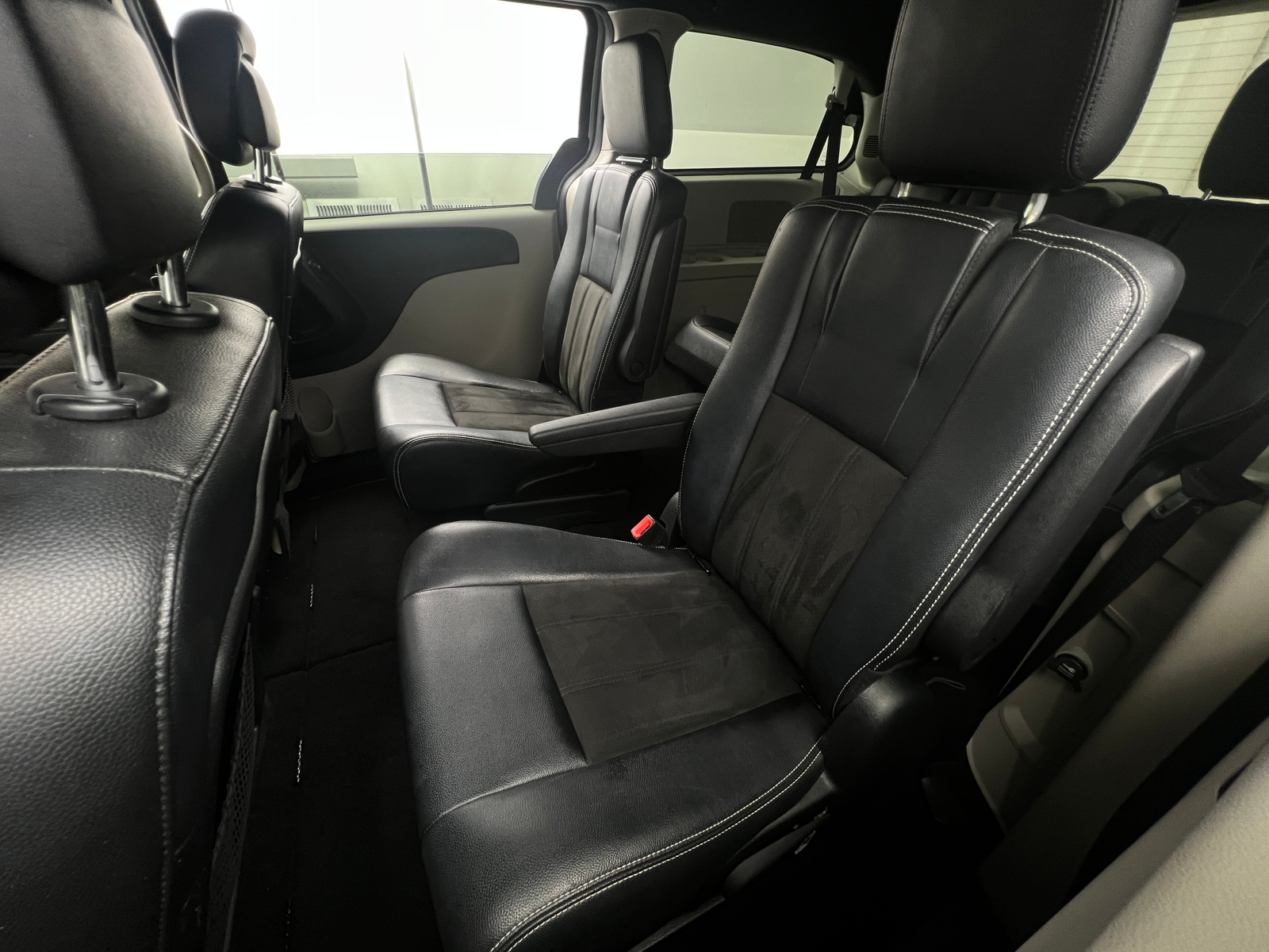 Thumbnail: 2019 Dodge Grand Caravan - 5