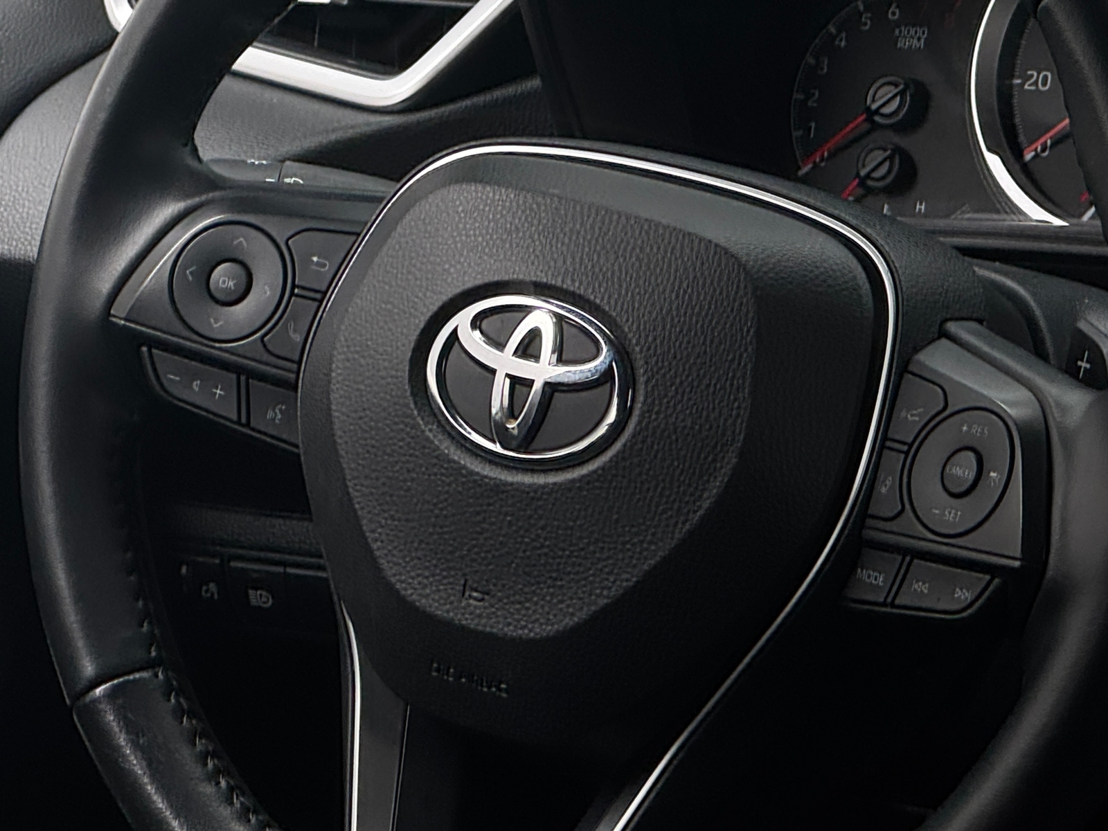 Thumbnail: 2022 Toyota Corolla - 5