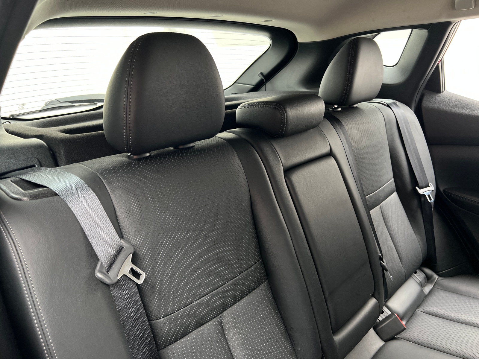 Thumbnail: 2017 Nissan Rogue Sport - 5