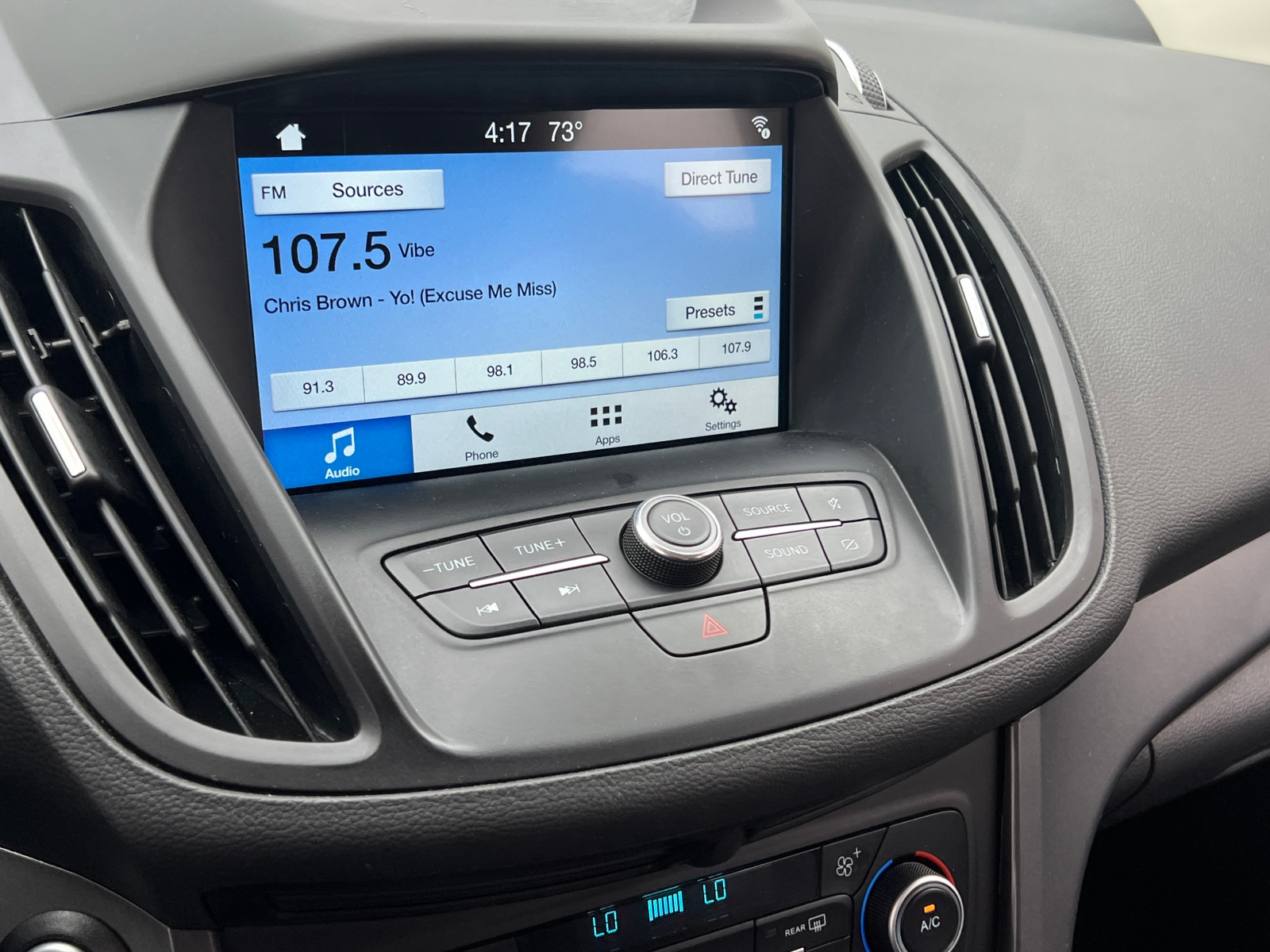 Thumbnail: 2019 Ford Escape - 4