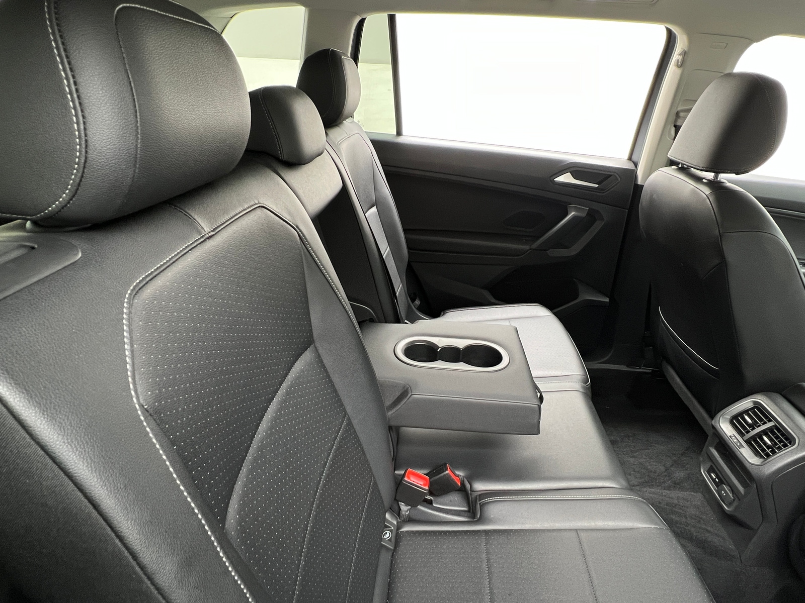Thumbnail: 2019 Volkswagen Tiguan - 5