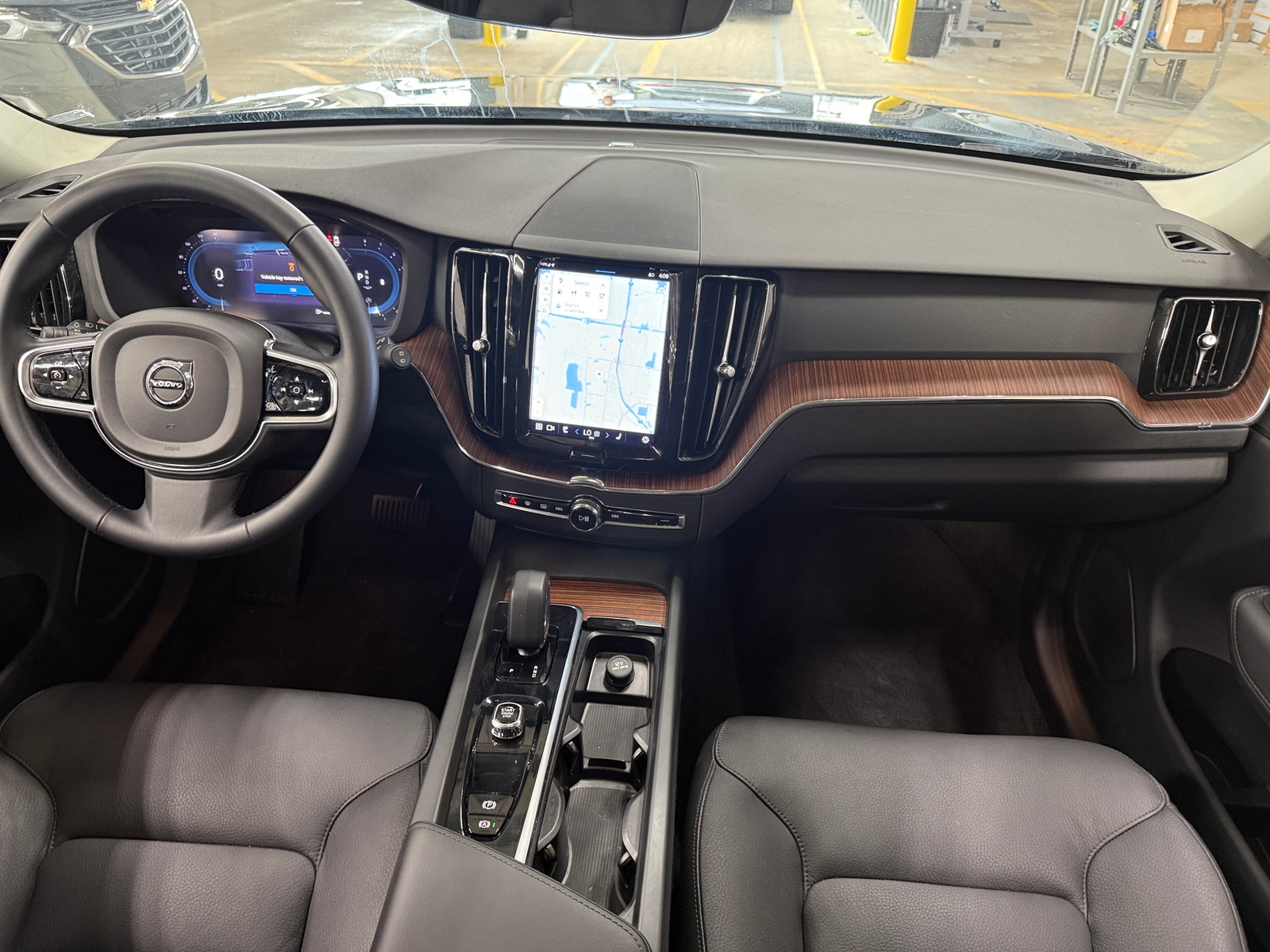 Thumbnail: 2023 Volvo XC60 - 2