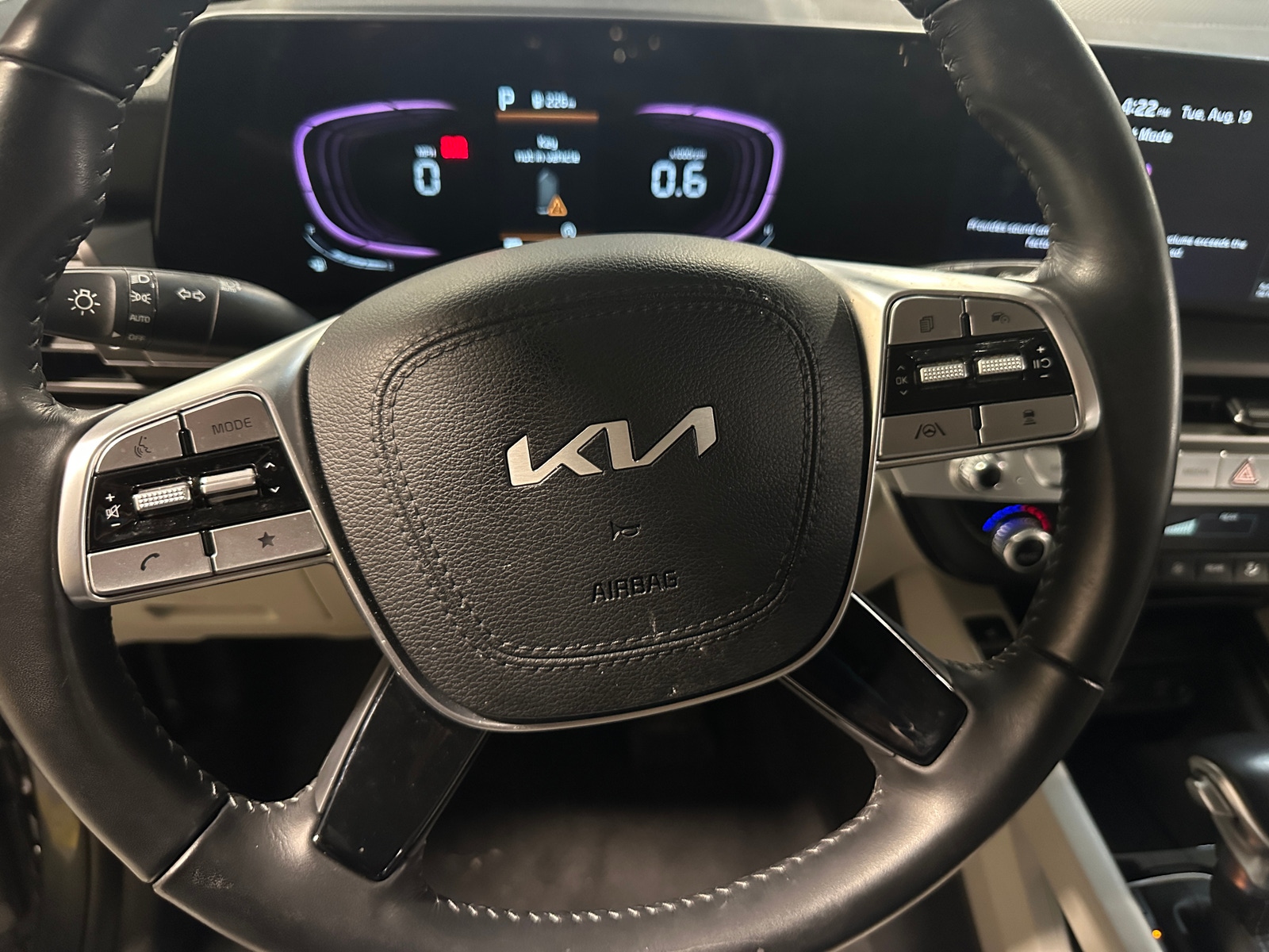 Thumbnail: 2023 Kia Telluride - 4