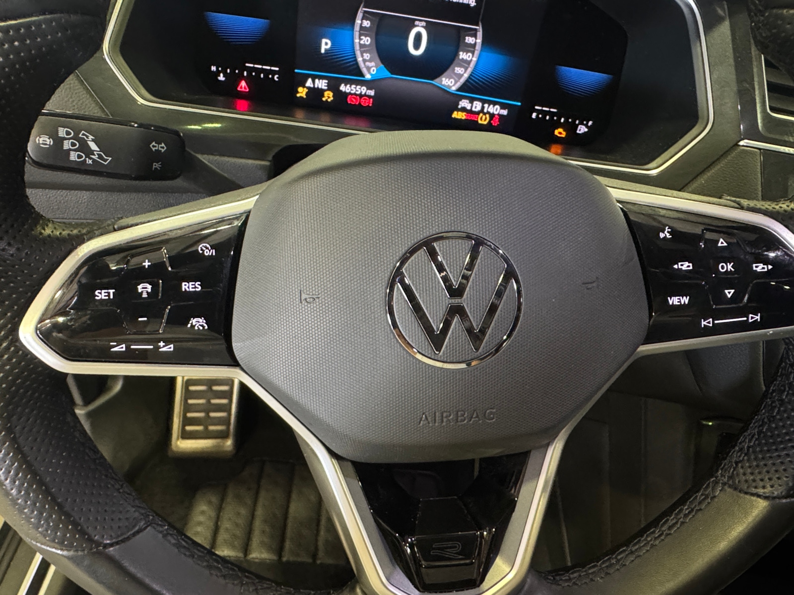 Thumbnail: 2022 Volkswagen Tiguan - 4
