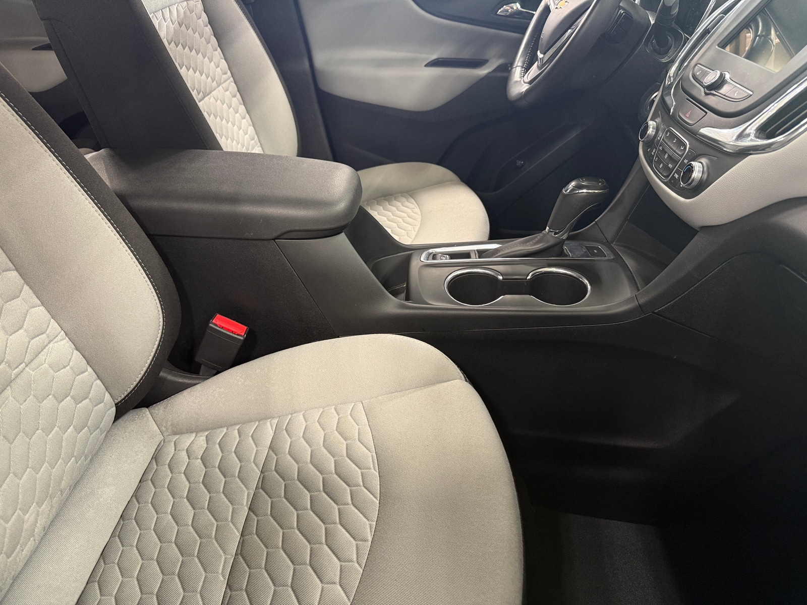 Thumbnail: 2019 Chevrolet Equinox - 2