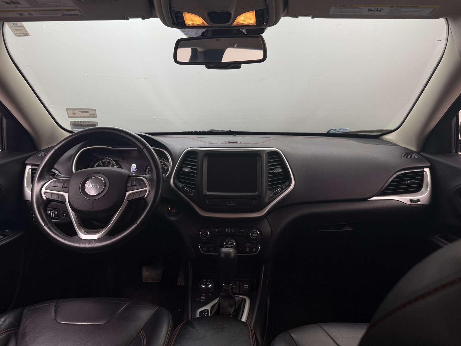 Thumbnail: 2015 Jeep Cherokee - 3