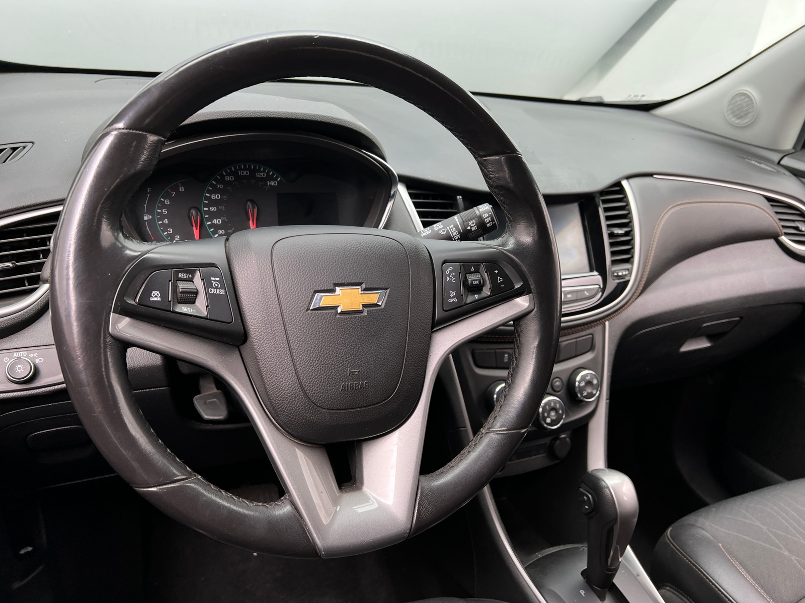 Thumbnail: 2022 Chevrolet Trax - 5