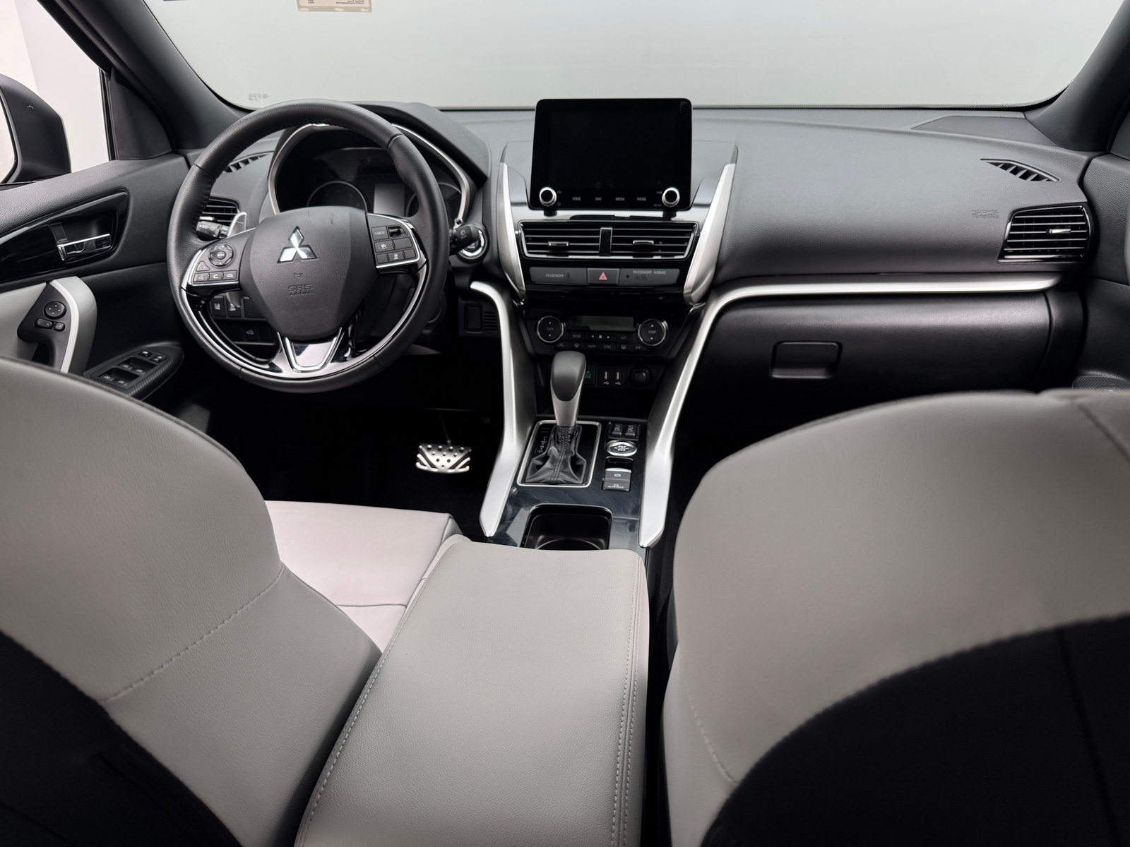 Thumbnail: 2024 Mitsubishi Eclipse Cross - 2