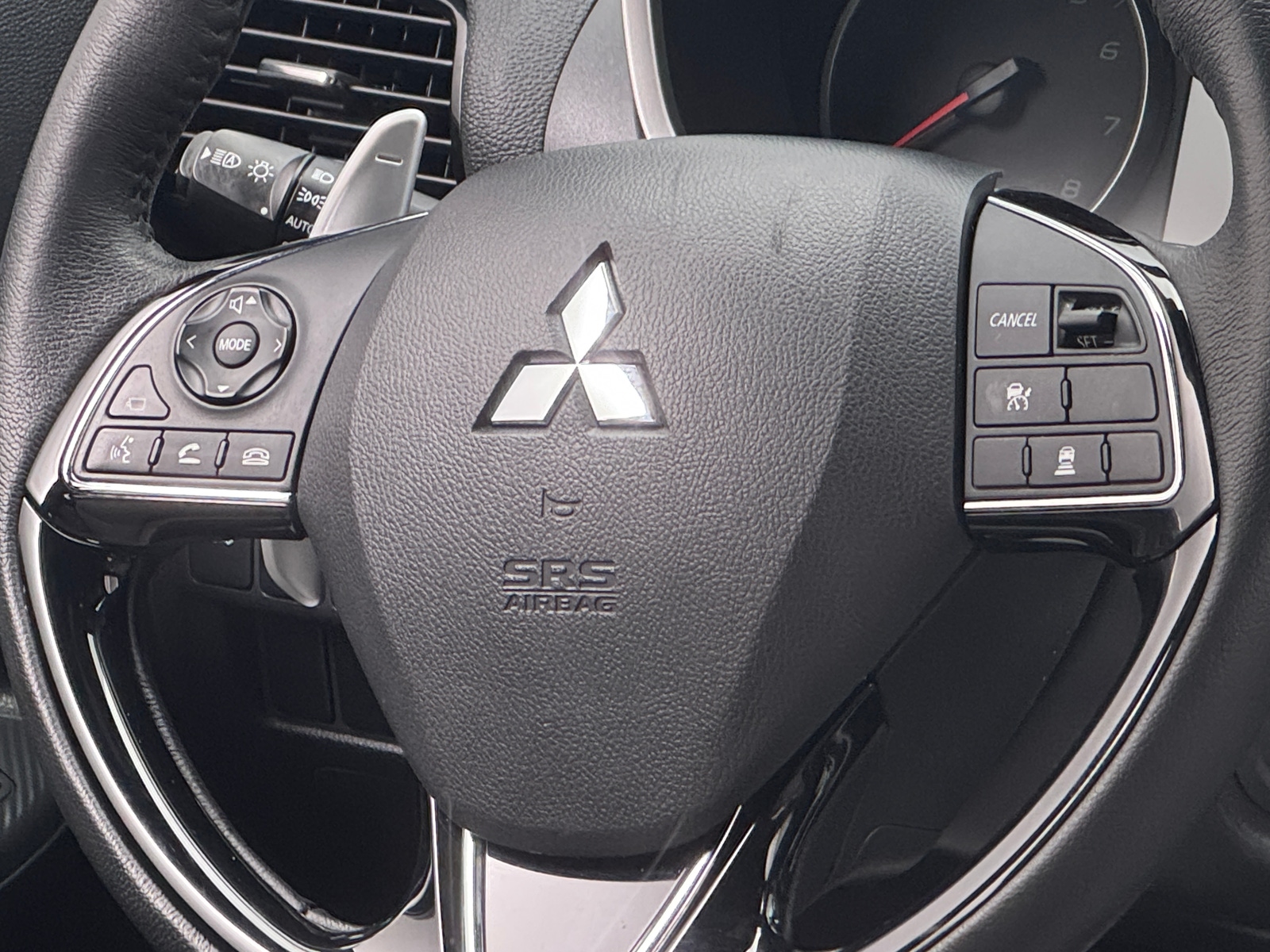 Thumbnail: 2024 Mitsubishi Eclipse Cross - 4