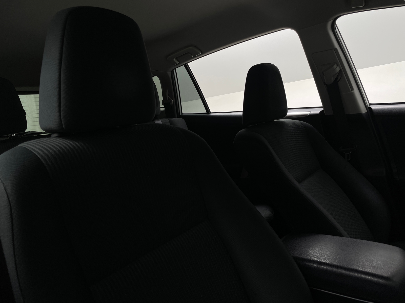 Thumbnail: 2016 Toyota RAV4 - 2