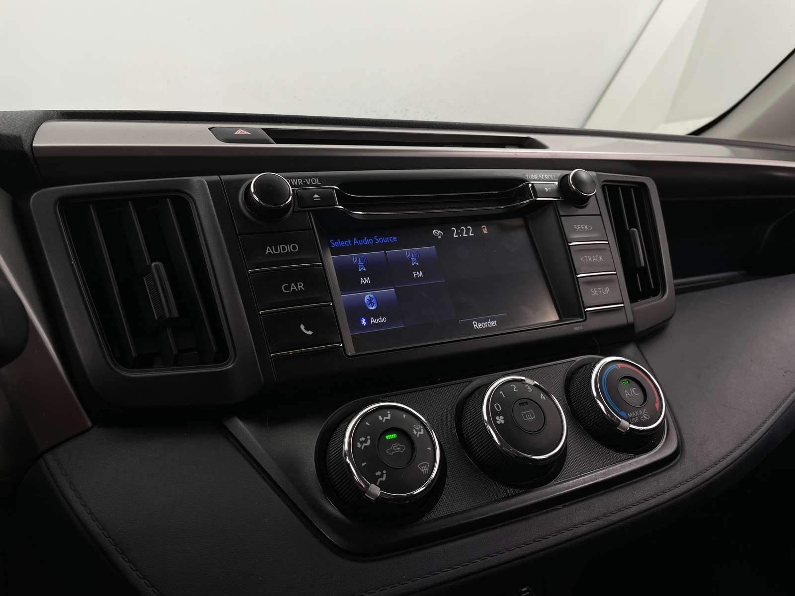 Thumbnail: 2016 Toyota RAV4 - 4