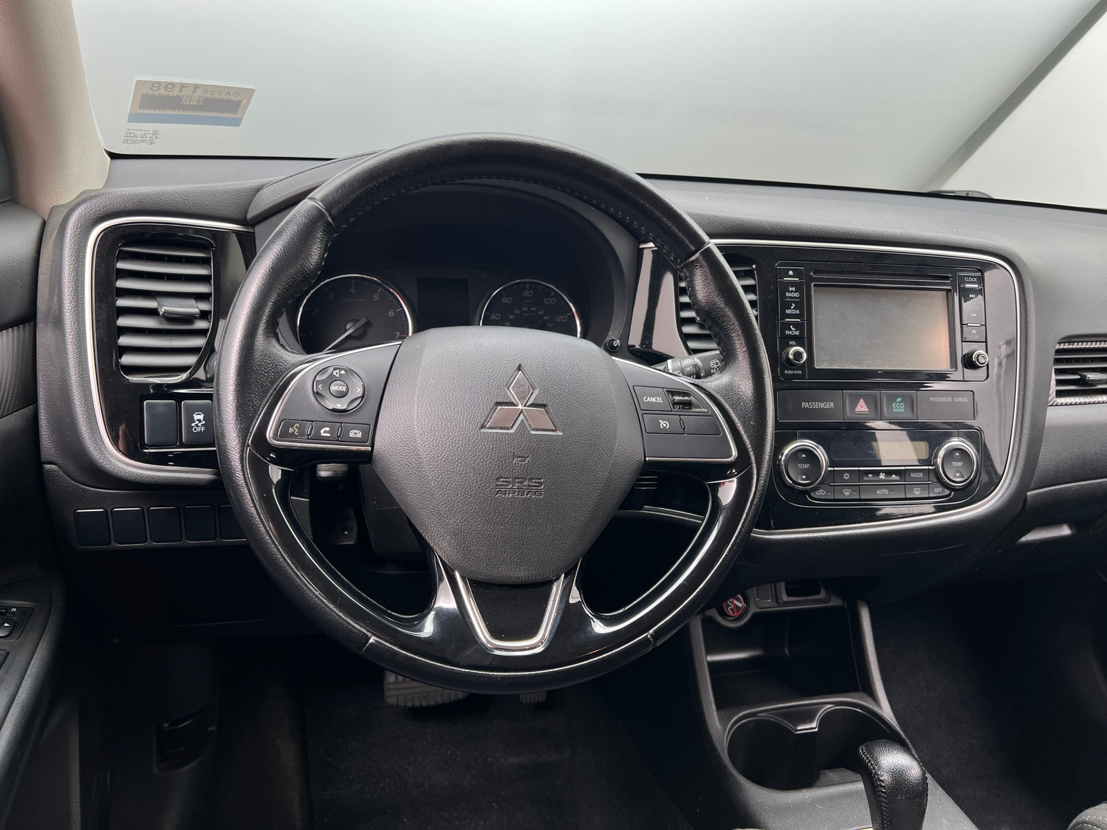 Thumbnail: 2016 Mitsubishi Outlander - 5