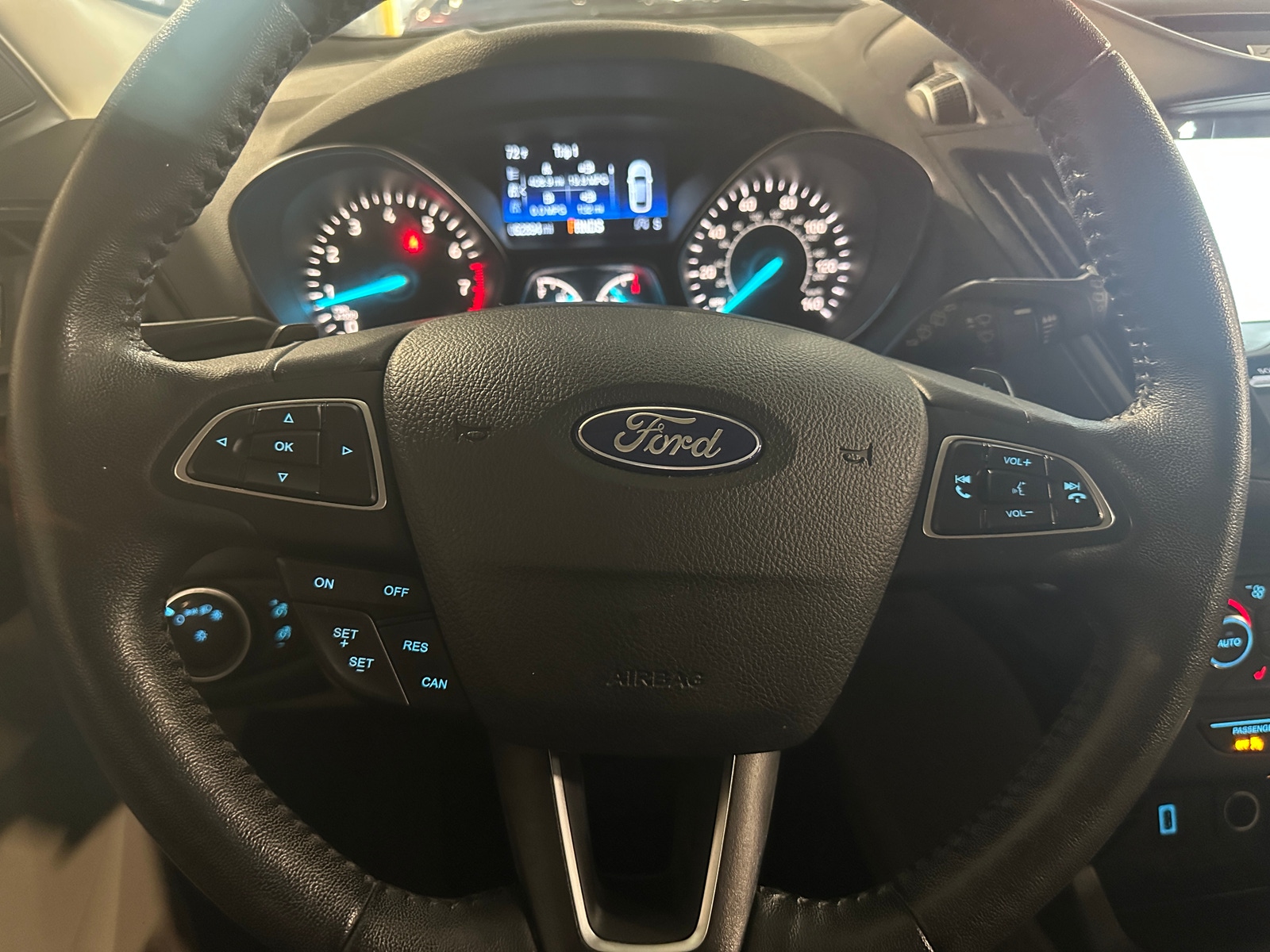 Thumbnail: 2017 Ford Escape - 4