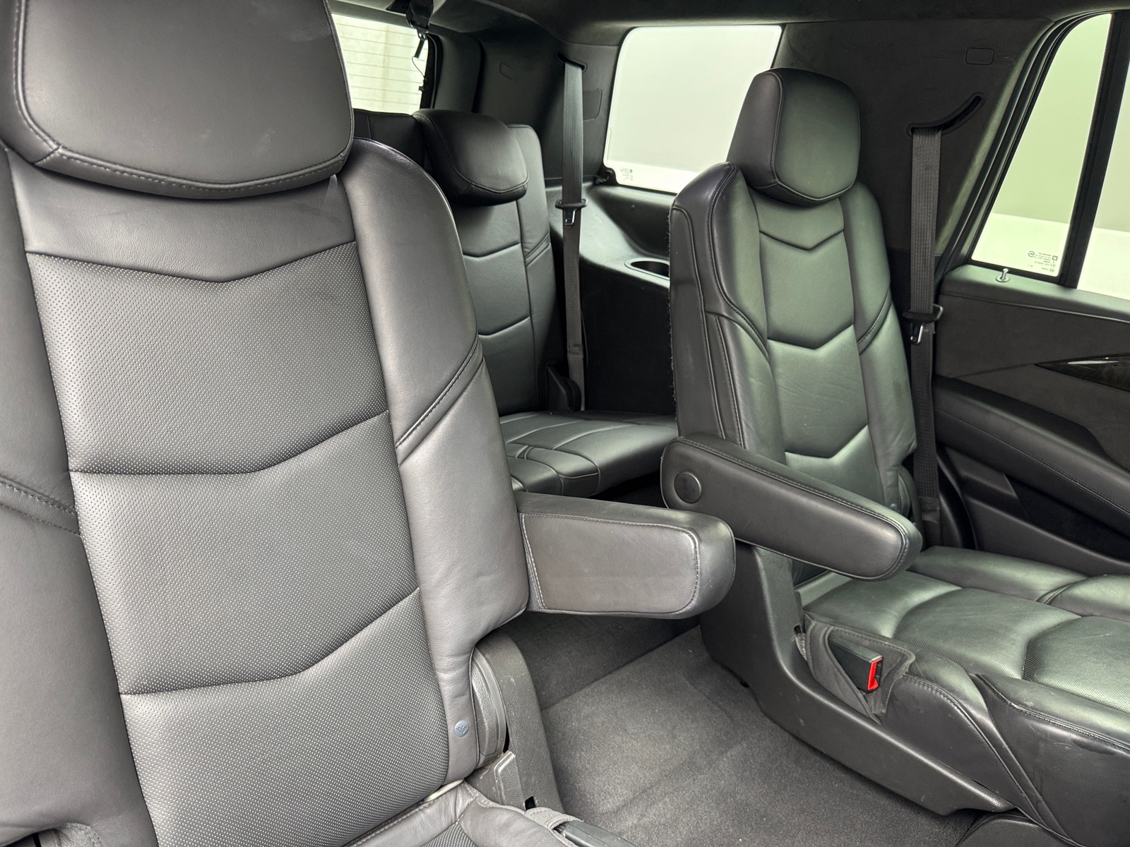 Thumbnail: 2019 Cadillac Escalade - 5