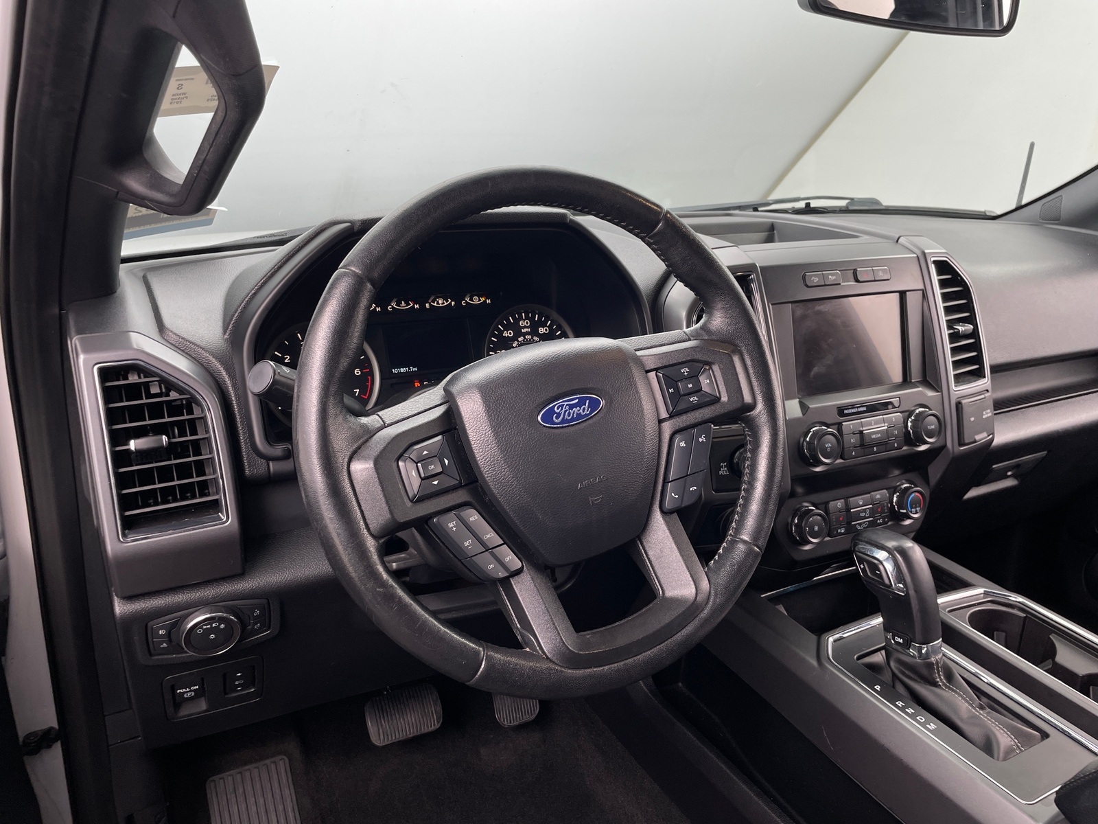 Thumbnail: 2019 Ford Econoline - 5