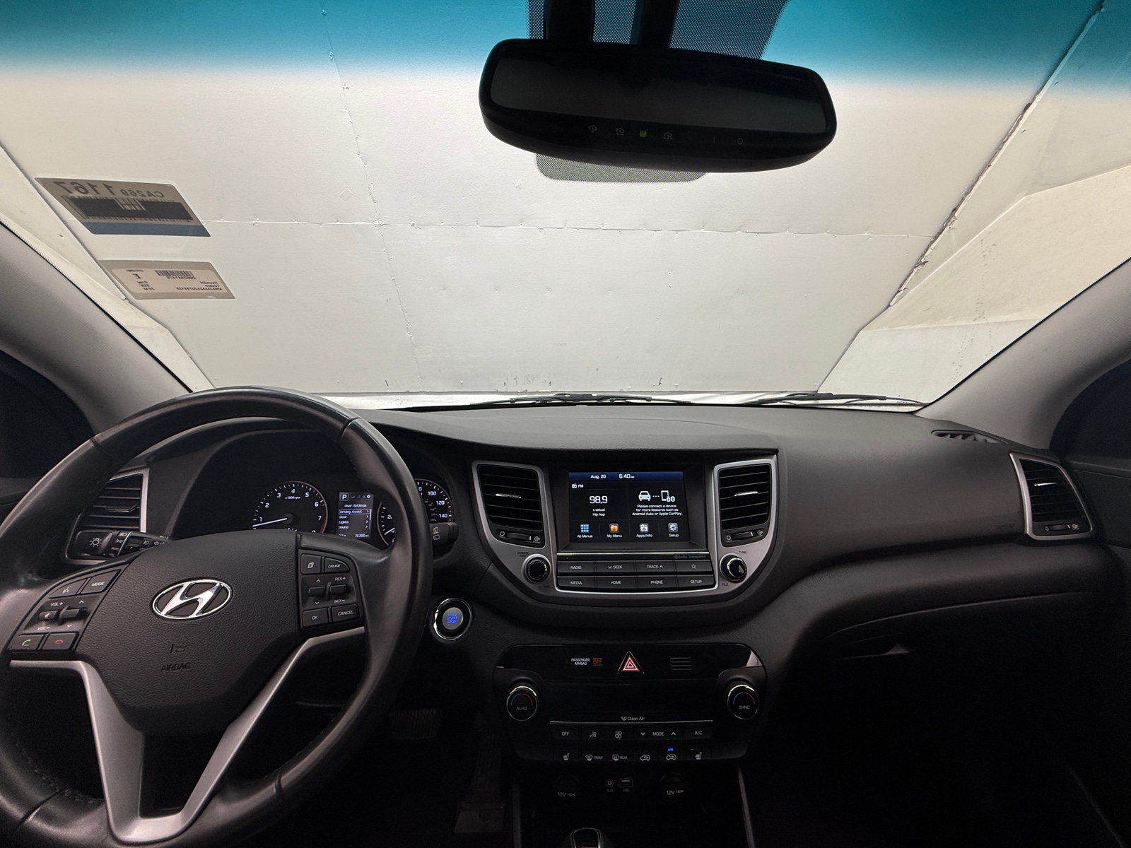 Thumbnail: 2018 Hyundai Tucson - 3