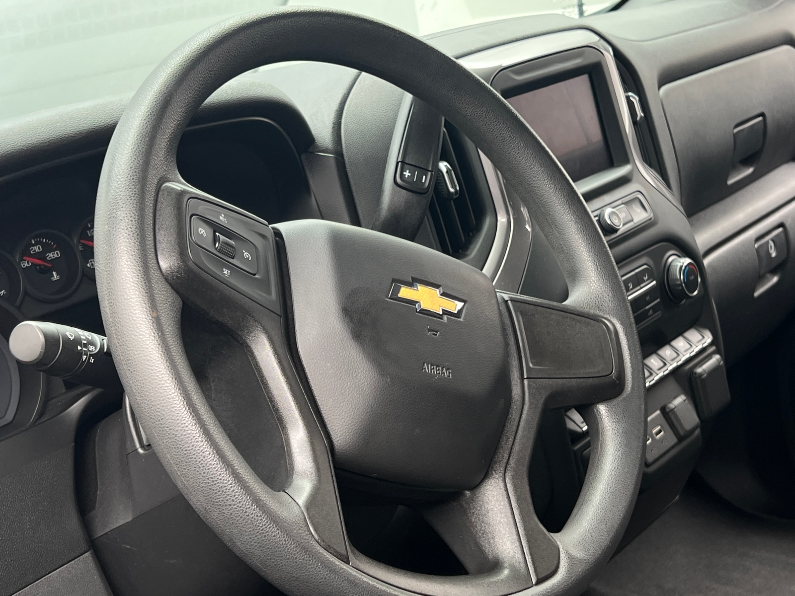 Thumbnail: 2021 Chevrolet Silverado 1500 - 5