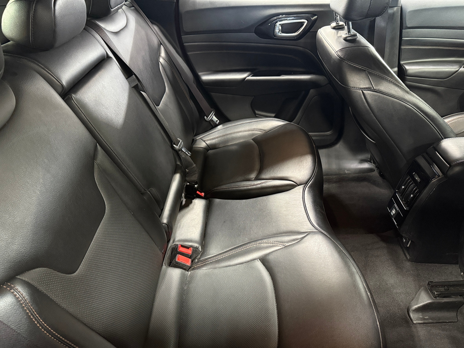 Thumbnail: 2023 Jeep Compass - 6