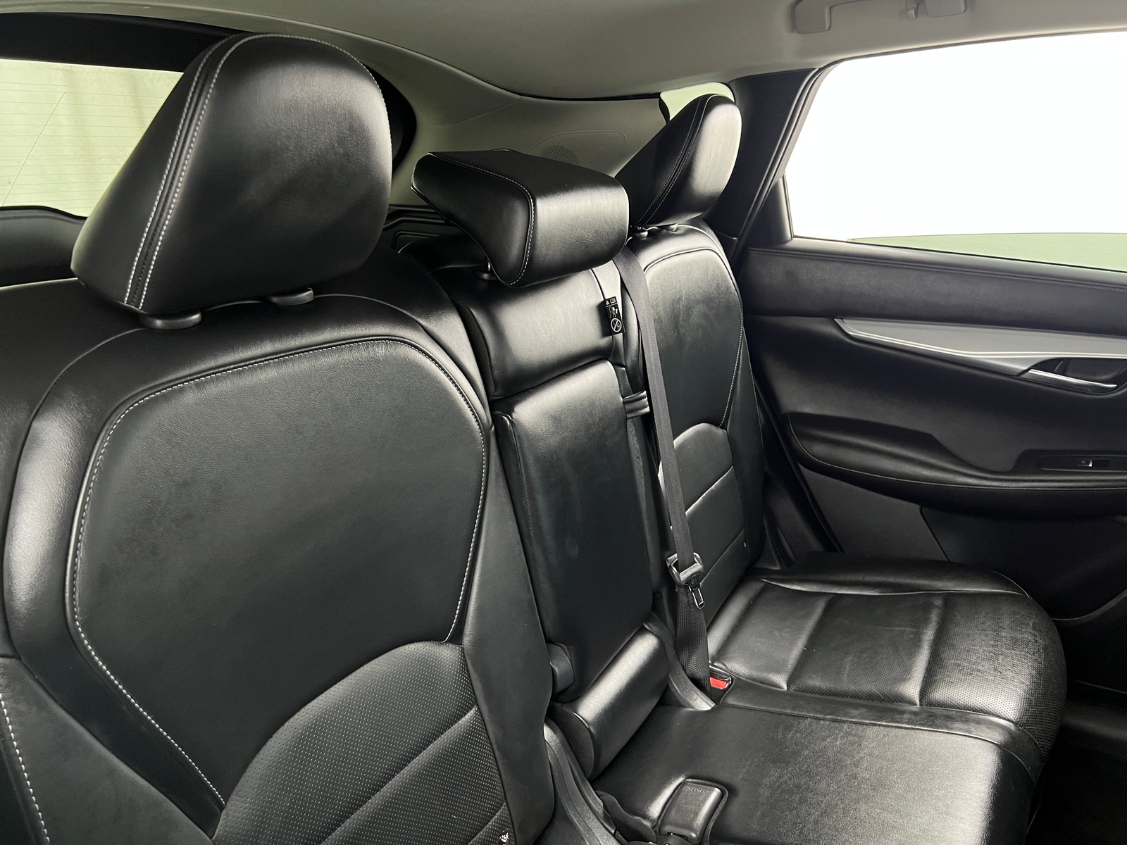 Thumbnail: 2019 INFINITI QX50 - 5