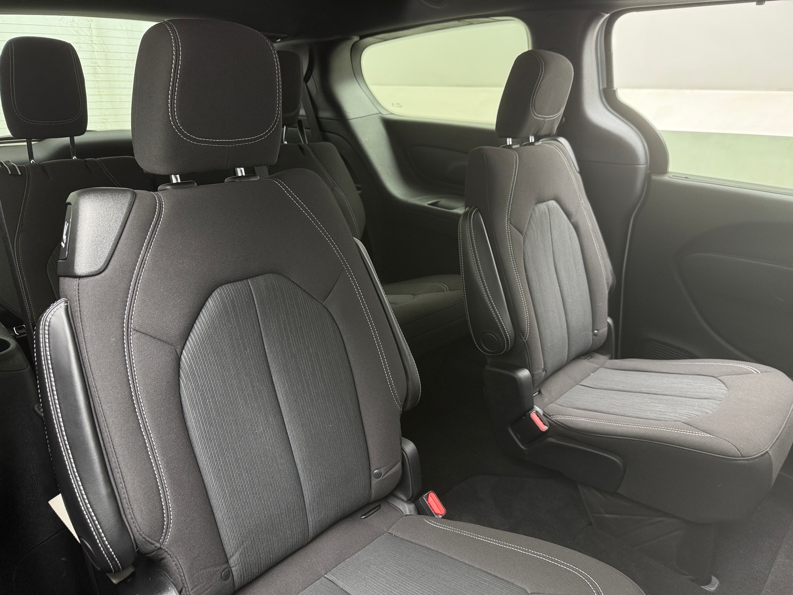 Thumbnail: 2020 Chrysler Pacifica - 6